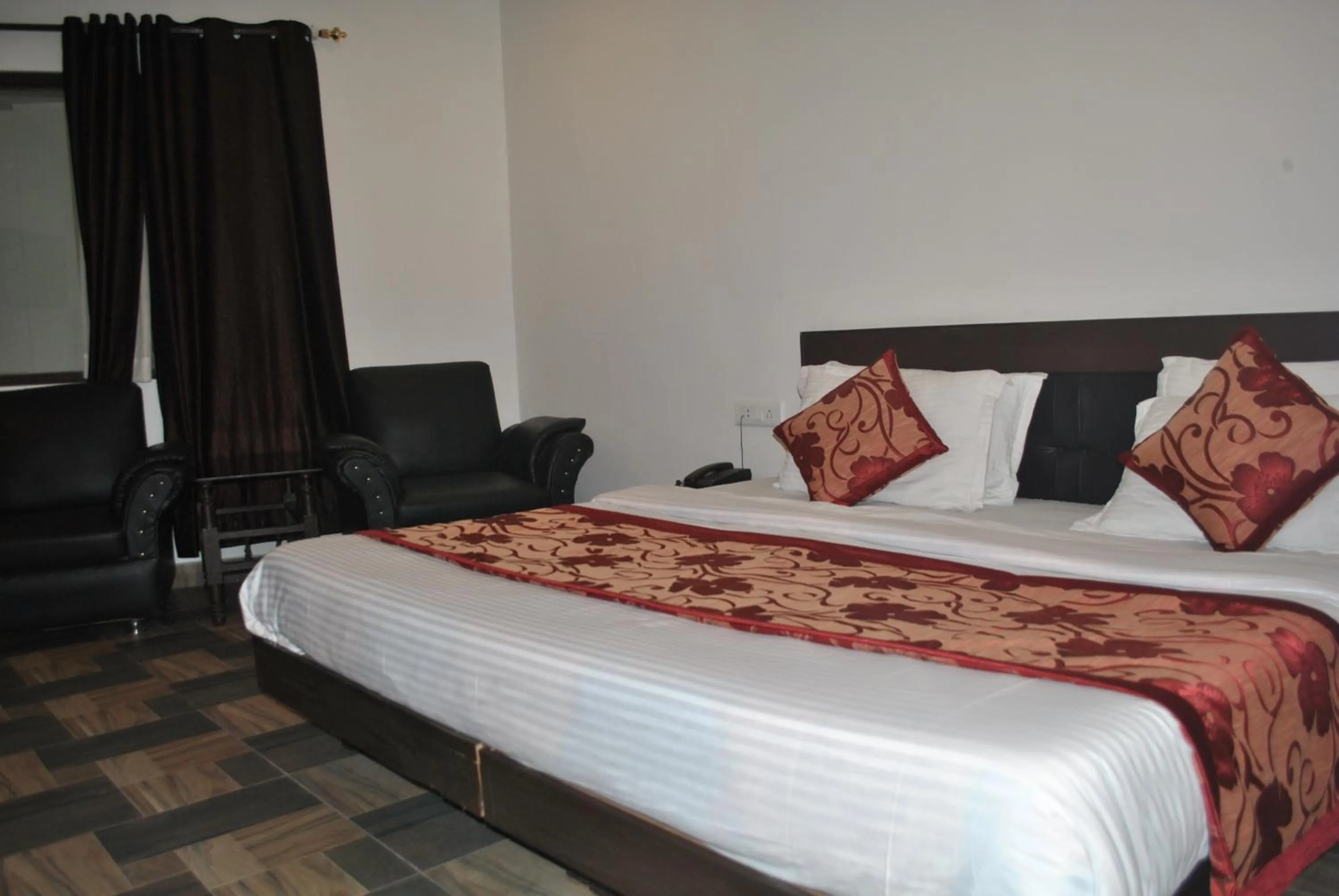 Bedroom, Bed in Hotel Maha Luxmi Palace