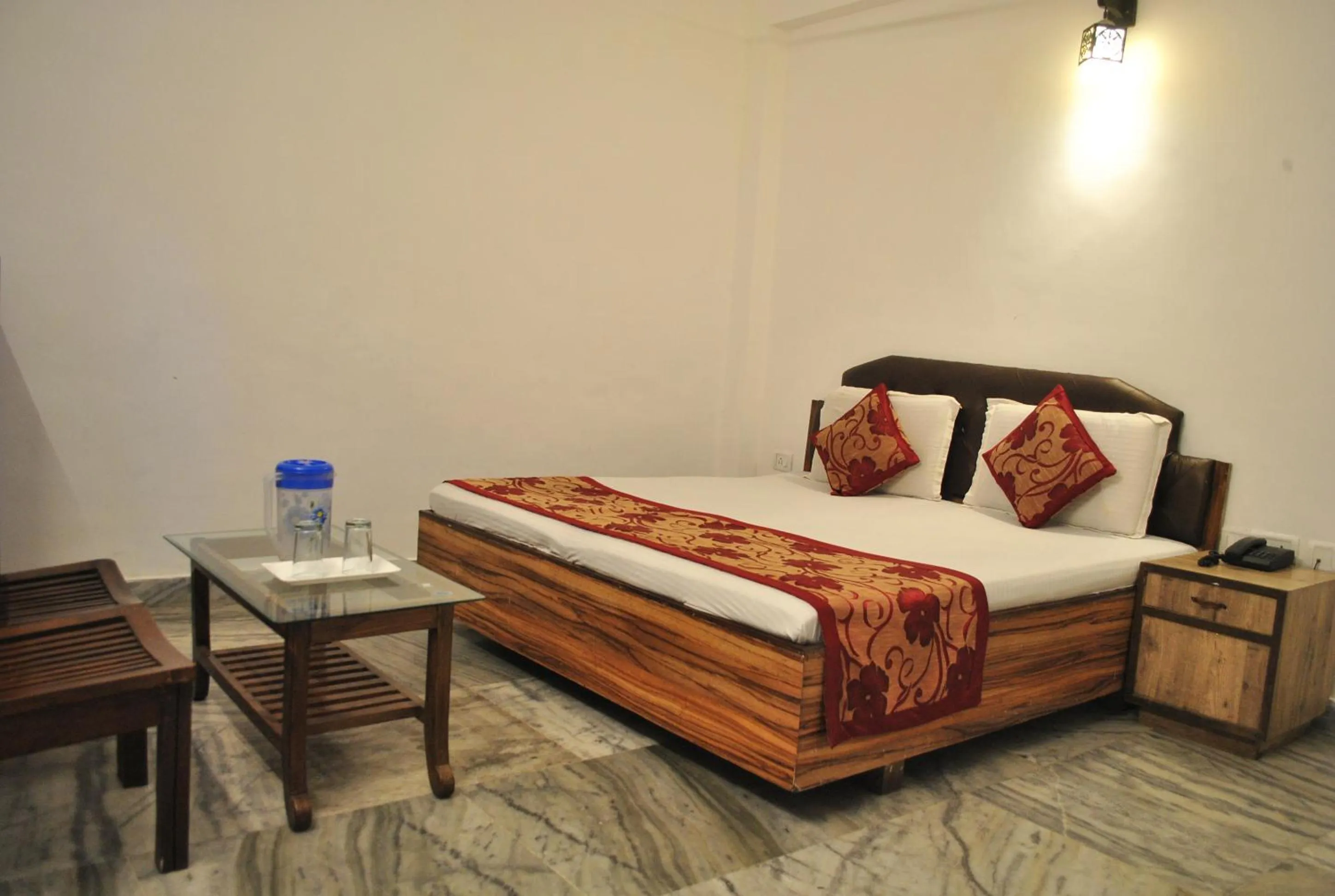 Bedroom, Bed in Hotel Maha Luxmi Palace