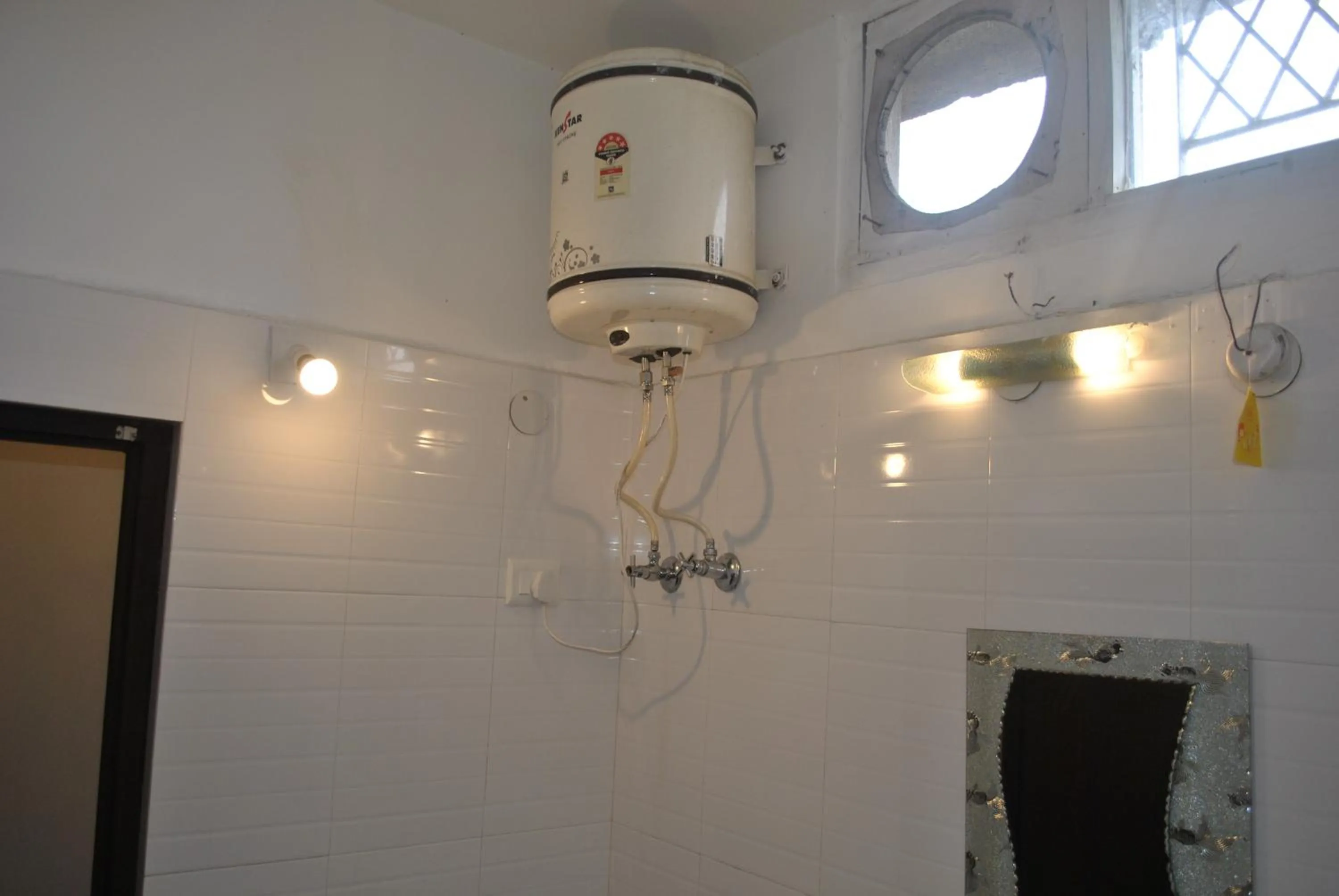 Bathroom in Hotel Maha Luxmi Palace