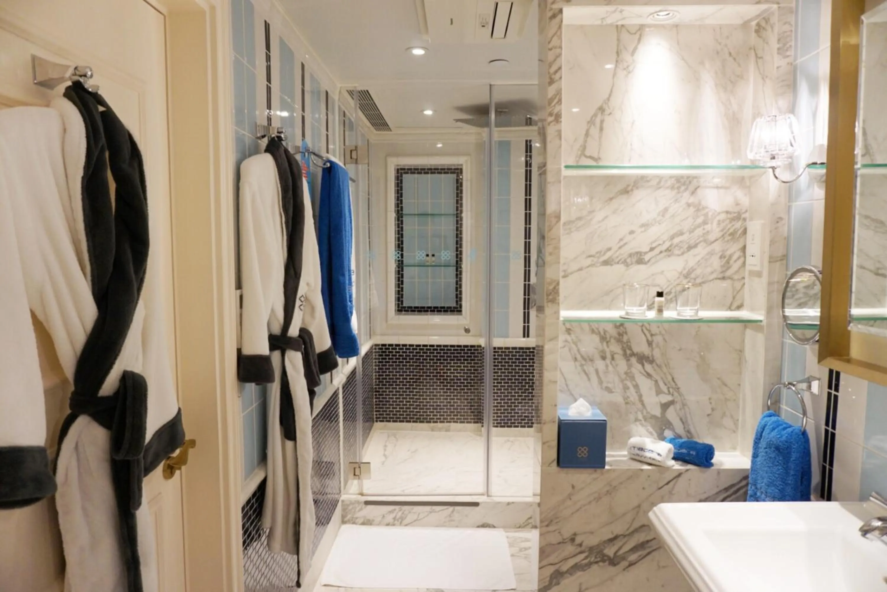 Bathroom in Hotel Madera Hollywood