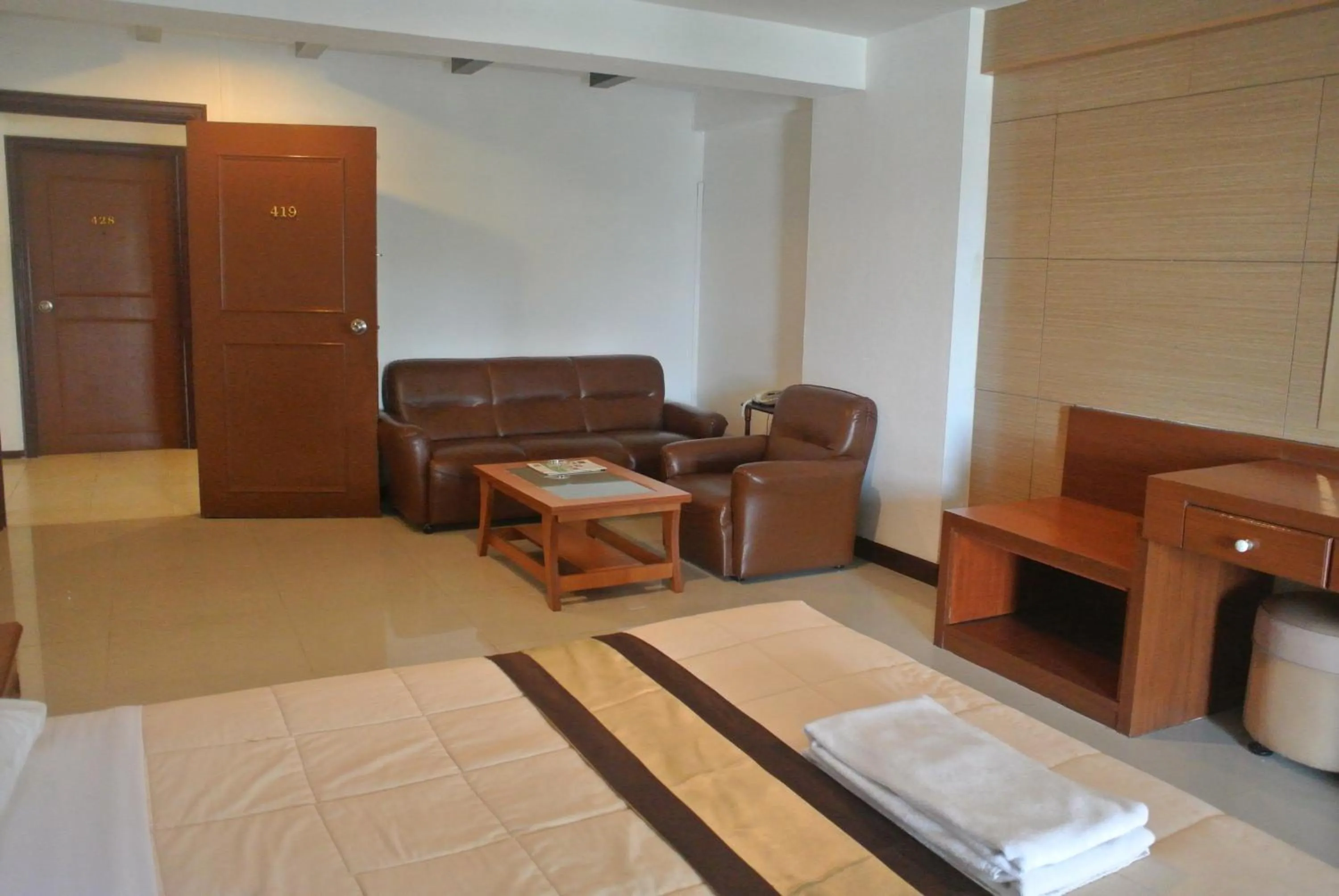 Photo of the whole room, Bed in Nanatai Suites
