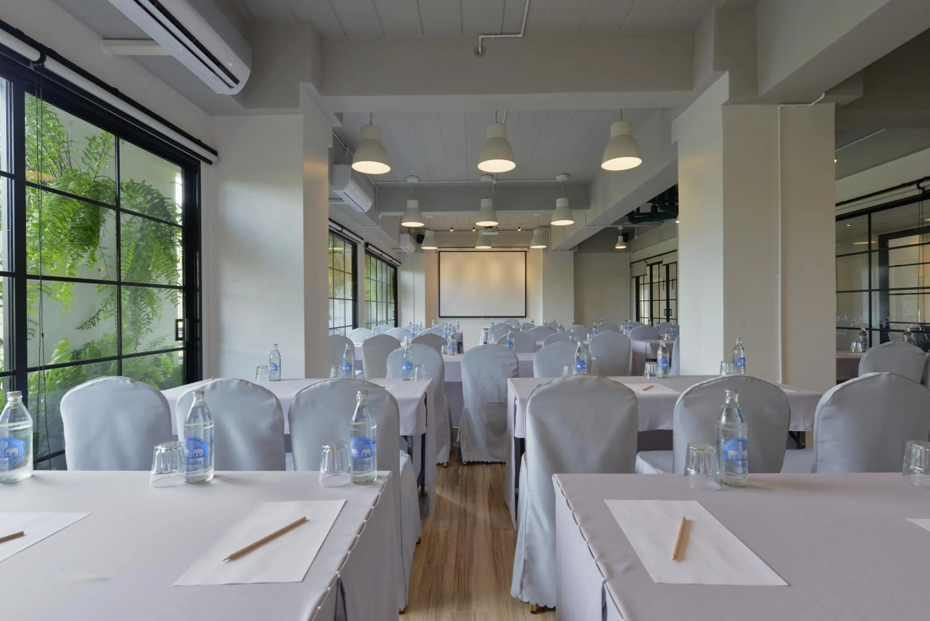 Meeting/conference room in Ruenthip Pattaya