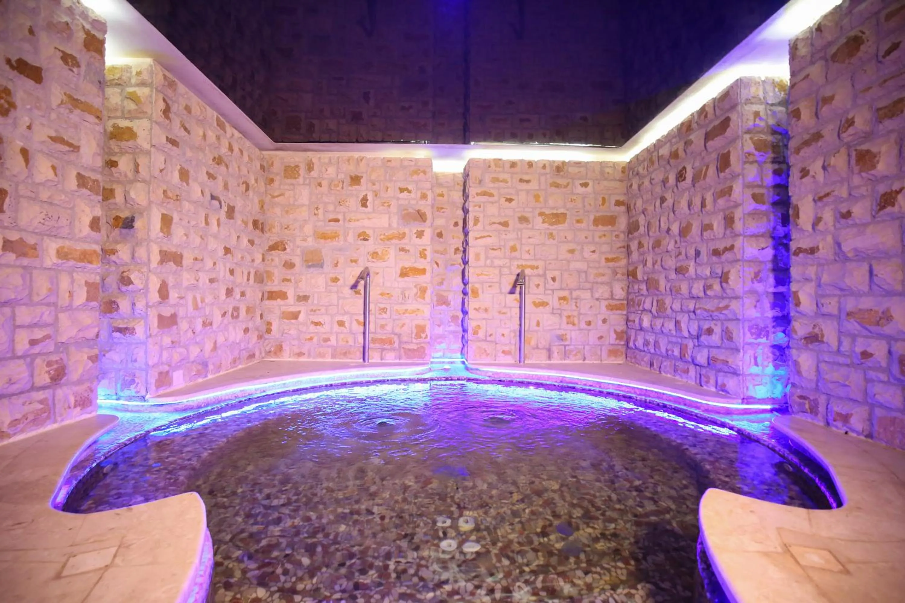 Spa and wellness centre/facilities in Diamond Hill Resort & SPA