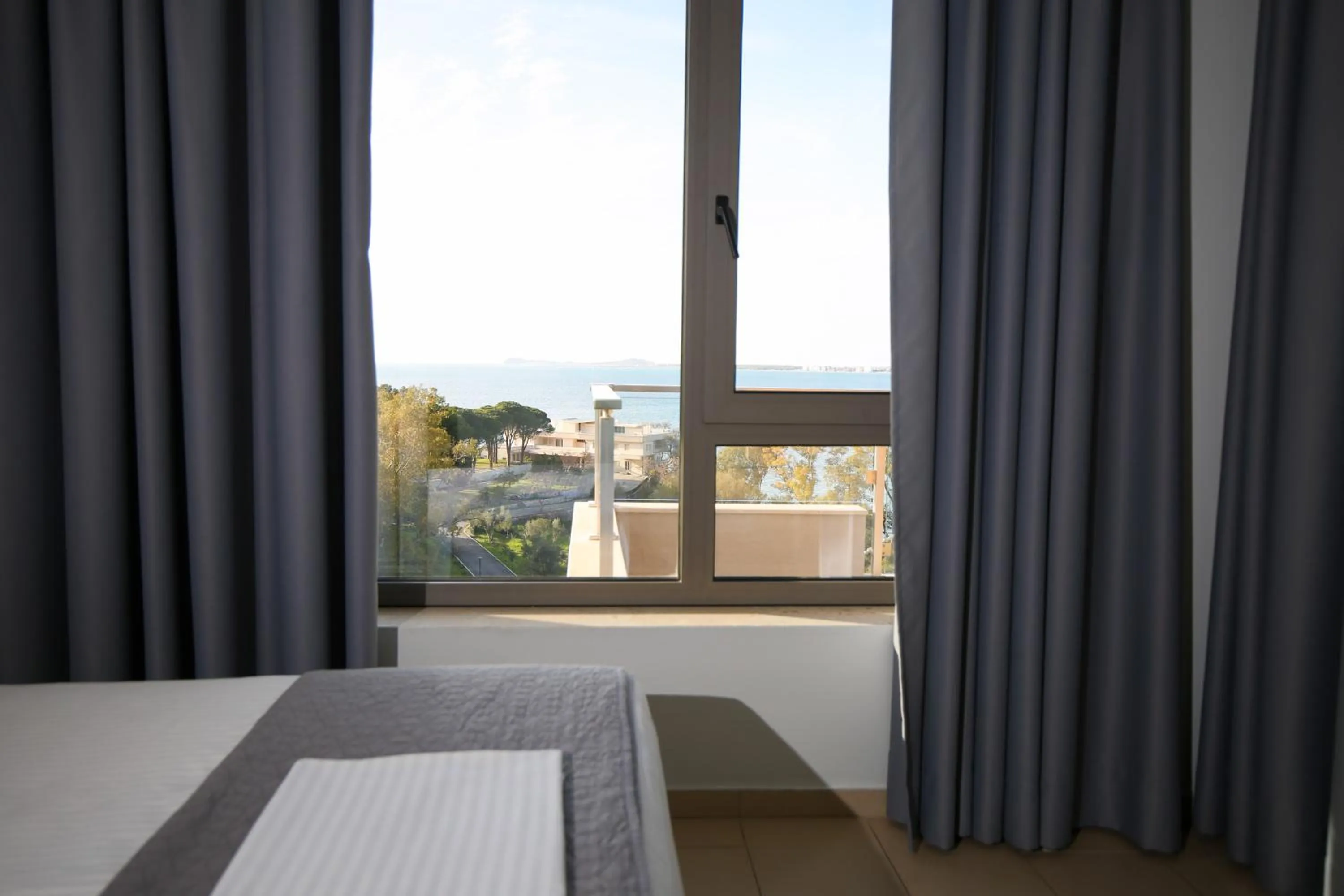 Sea view, Bed in Diamond Hill Resort & SPA