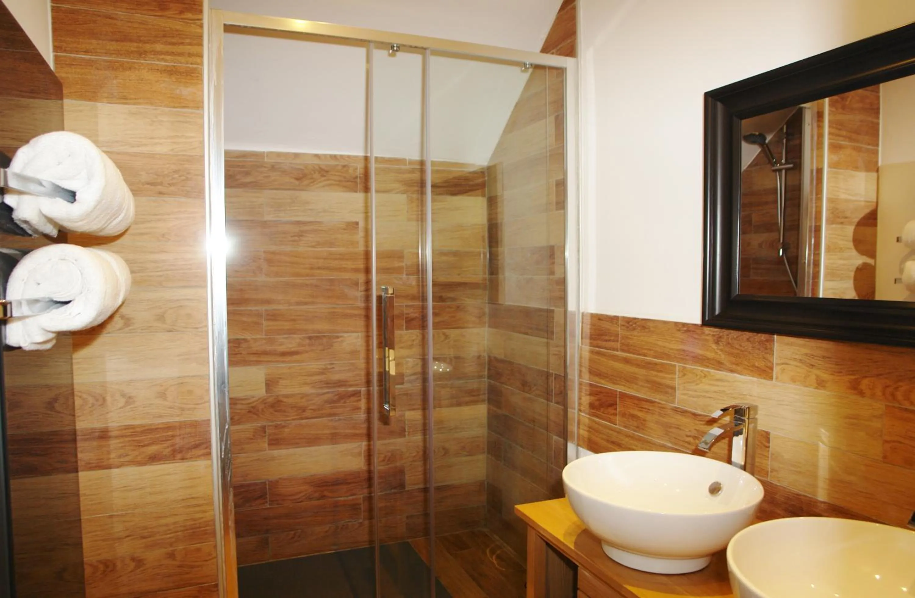 Shower in Domaine De Marguerite