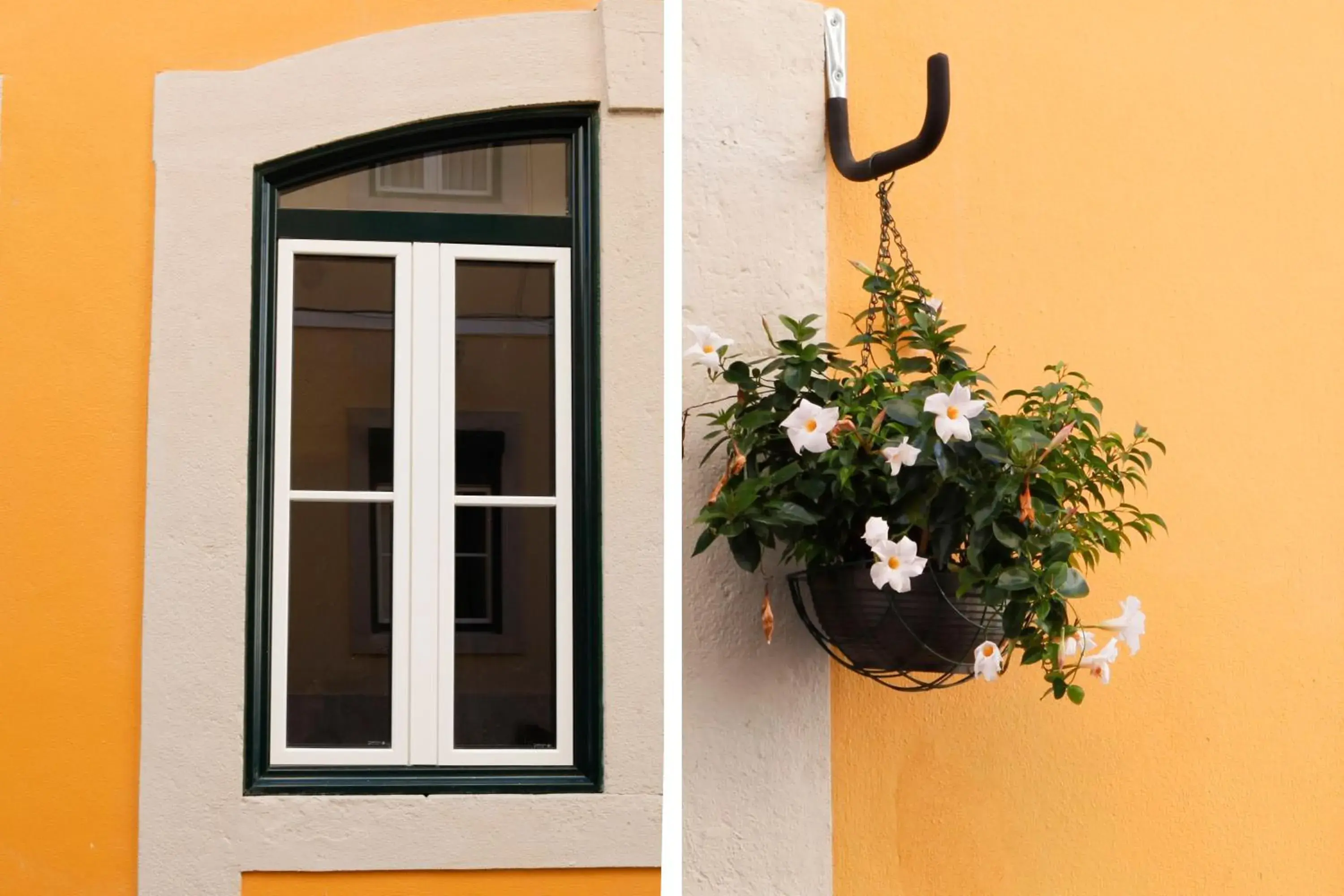 Facade/entrance in Flores Guest House Facade/entrance in Flores Guest House