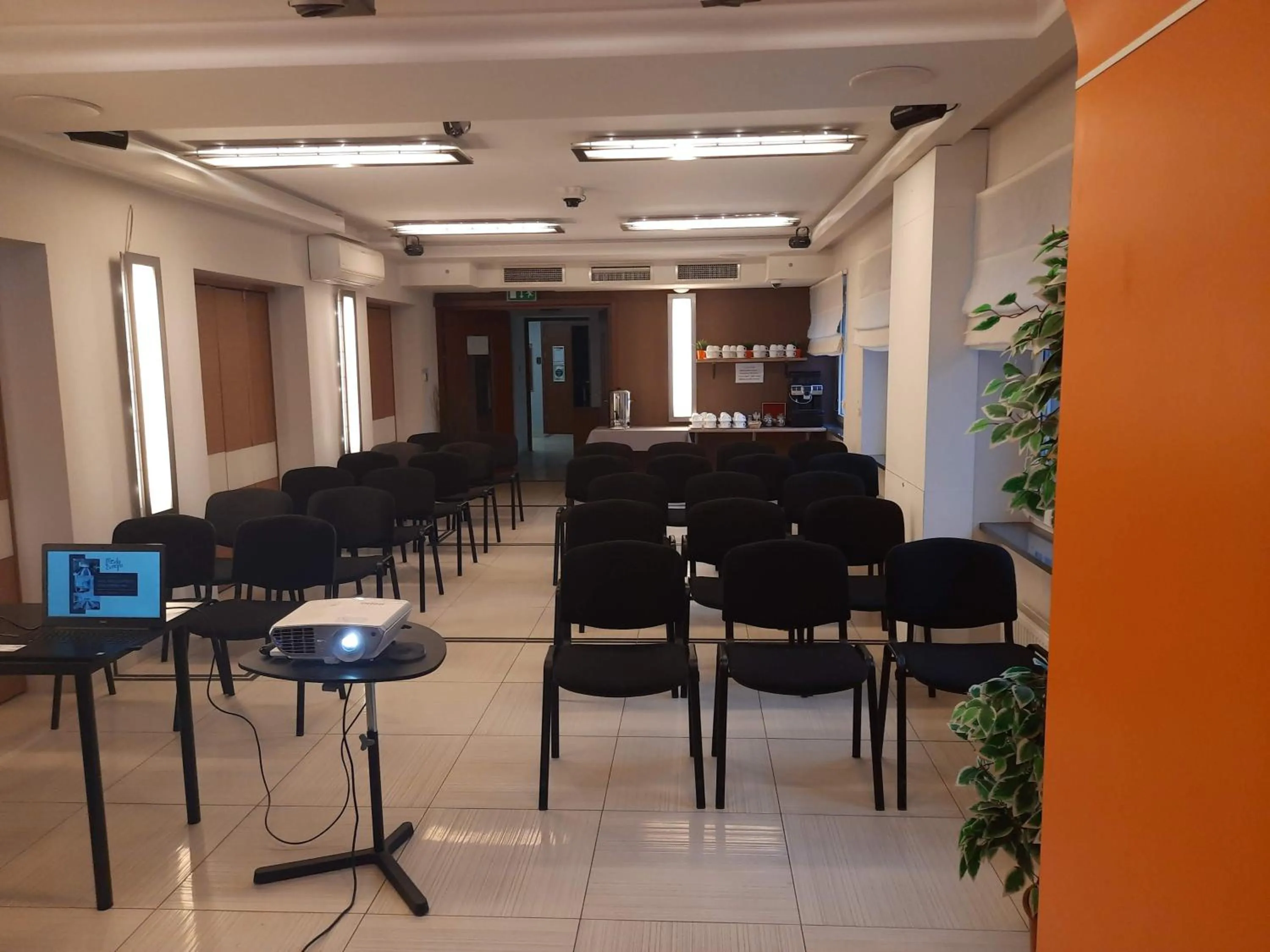 Business facilities in Młoda Europa