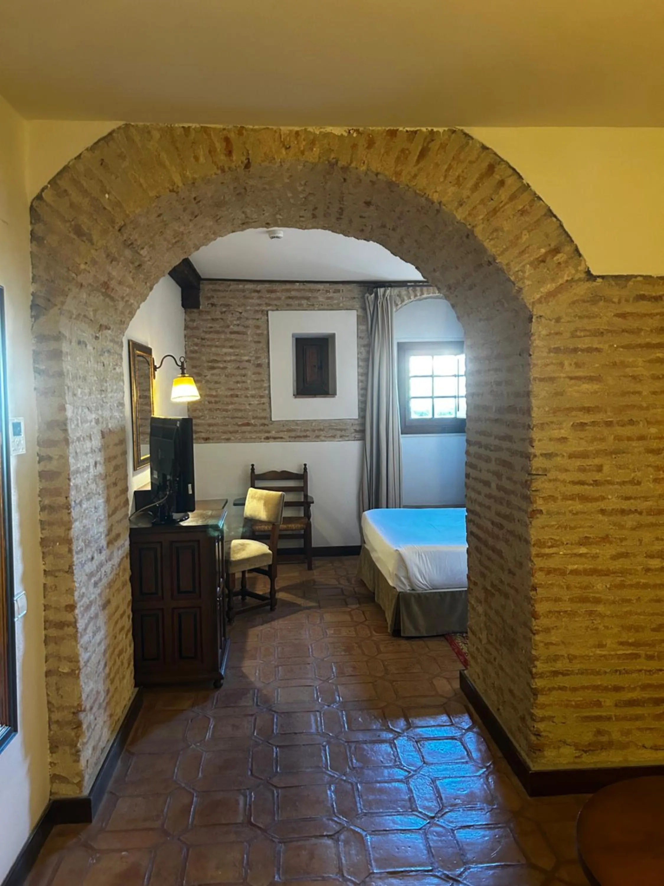 Bed in Parador de Plasencia
