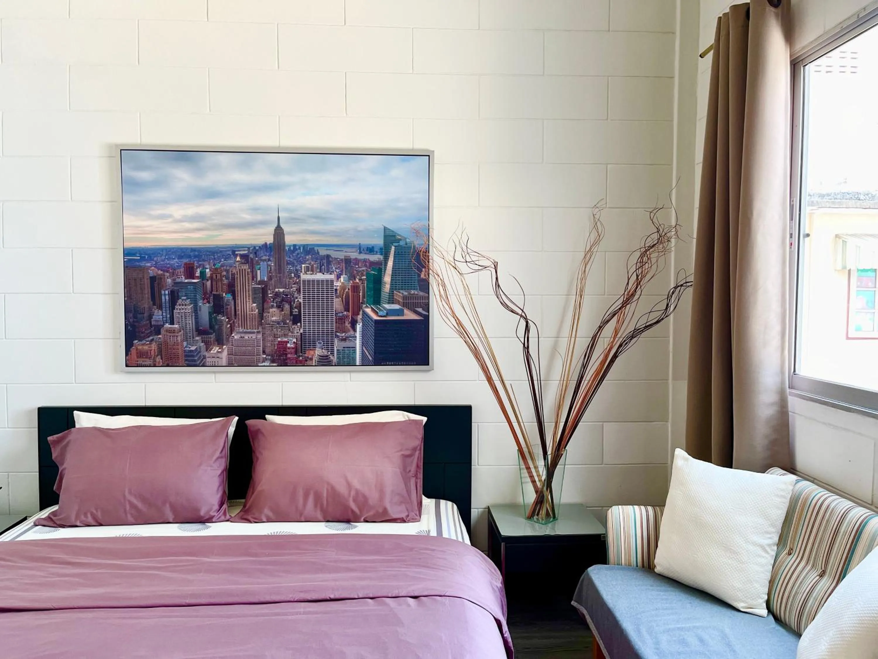 Superior King Room in WiNNiNE Cozy Home