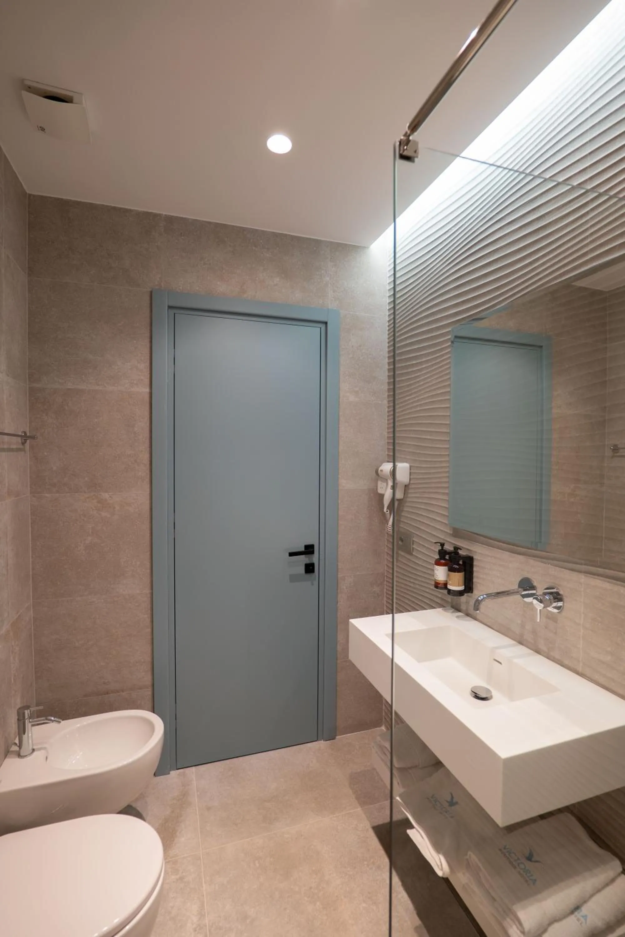 Shower in Victoria Boutique Hotel