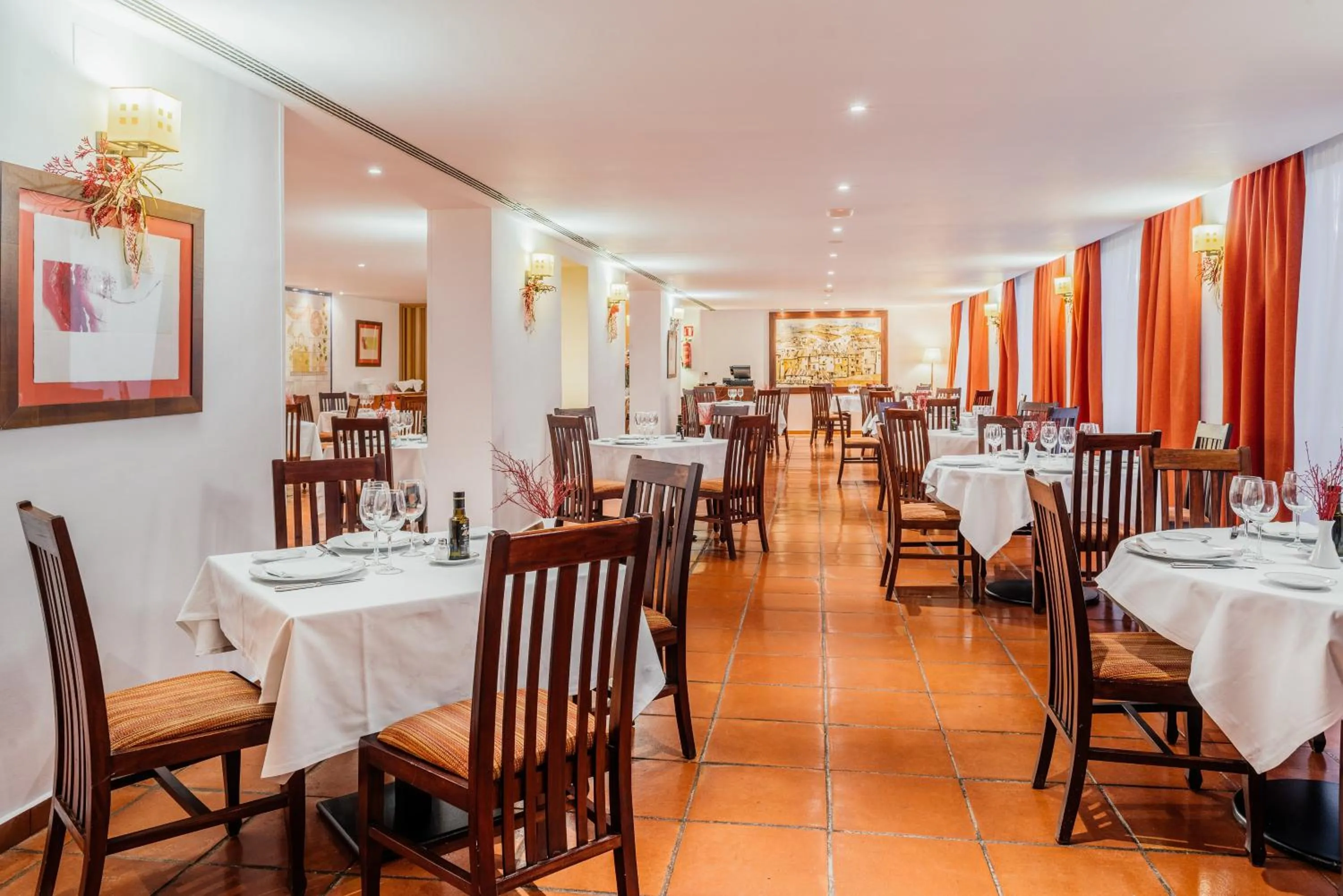 Restaurant/places to eat in Parador de Manzanares