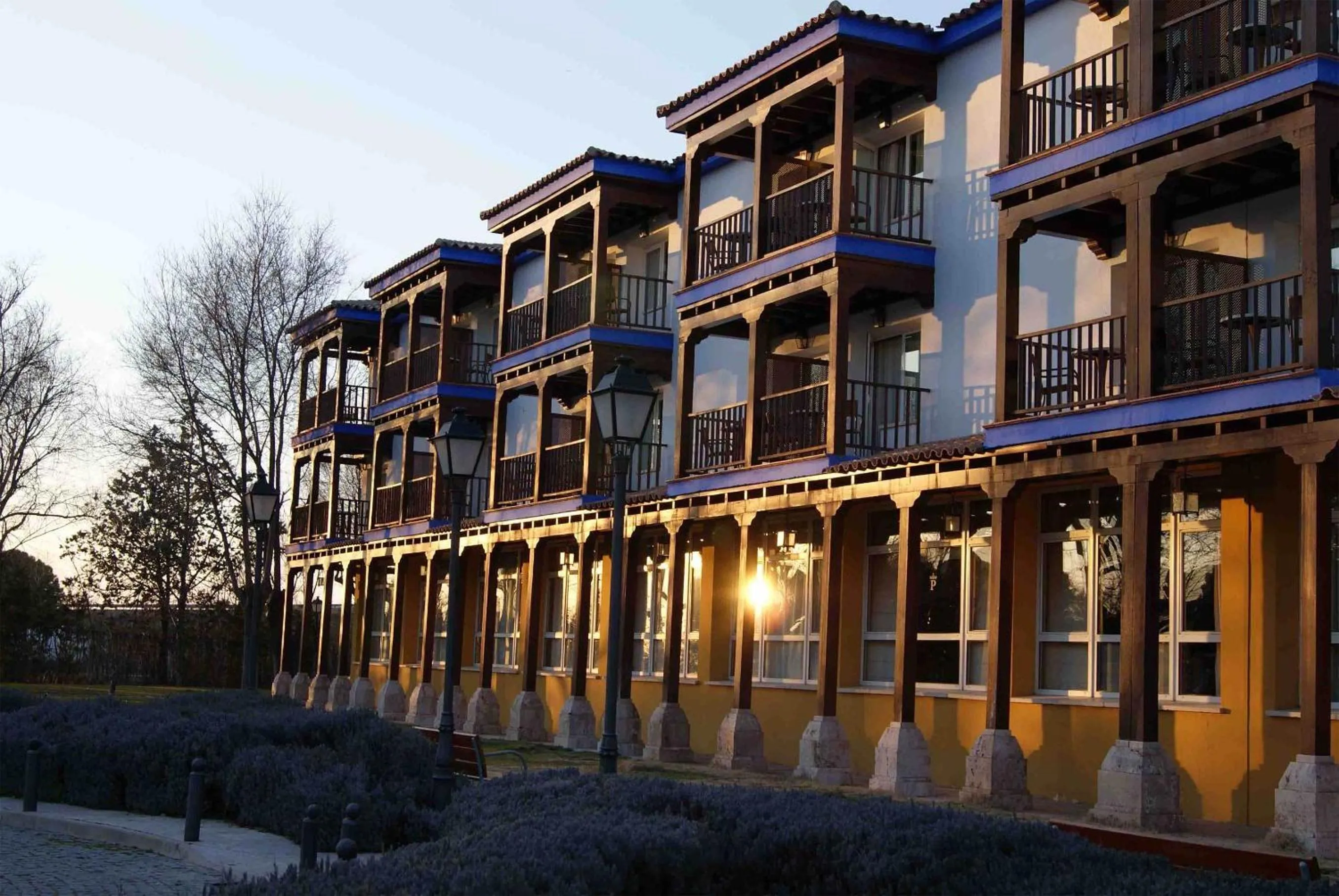 Facade/entrance in Parador de Manzanares