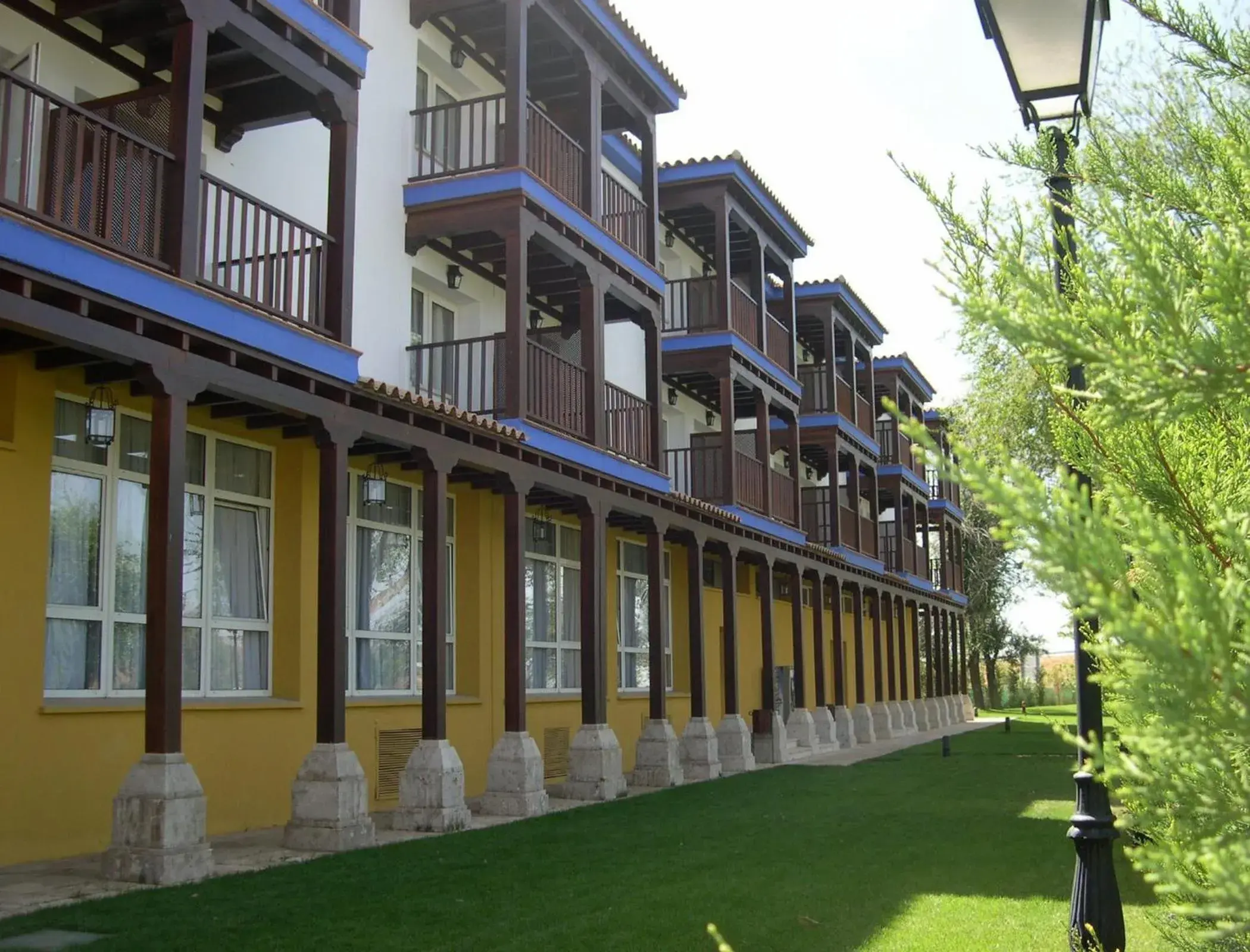 Facade/entrance in Parador de Manzanares Facade/entrance in Parador de Manzanares