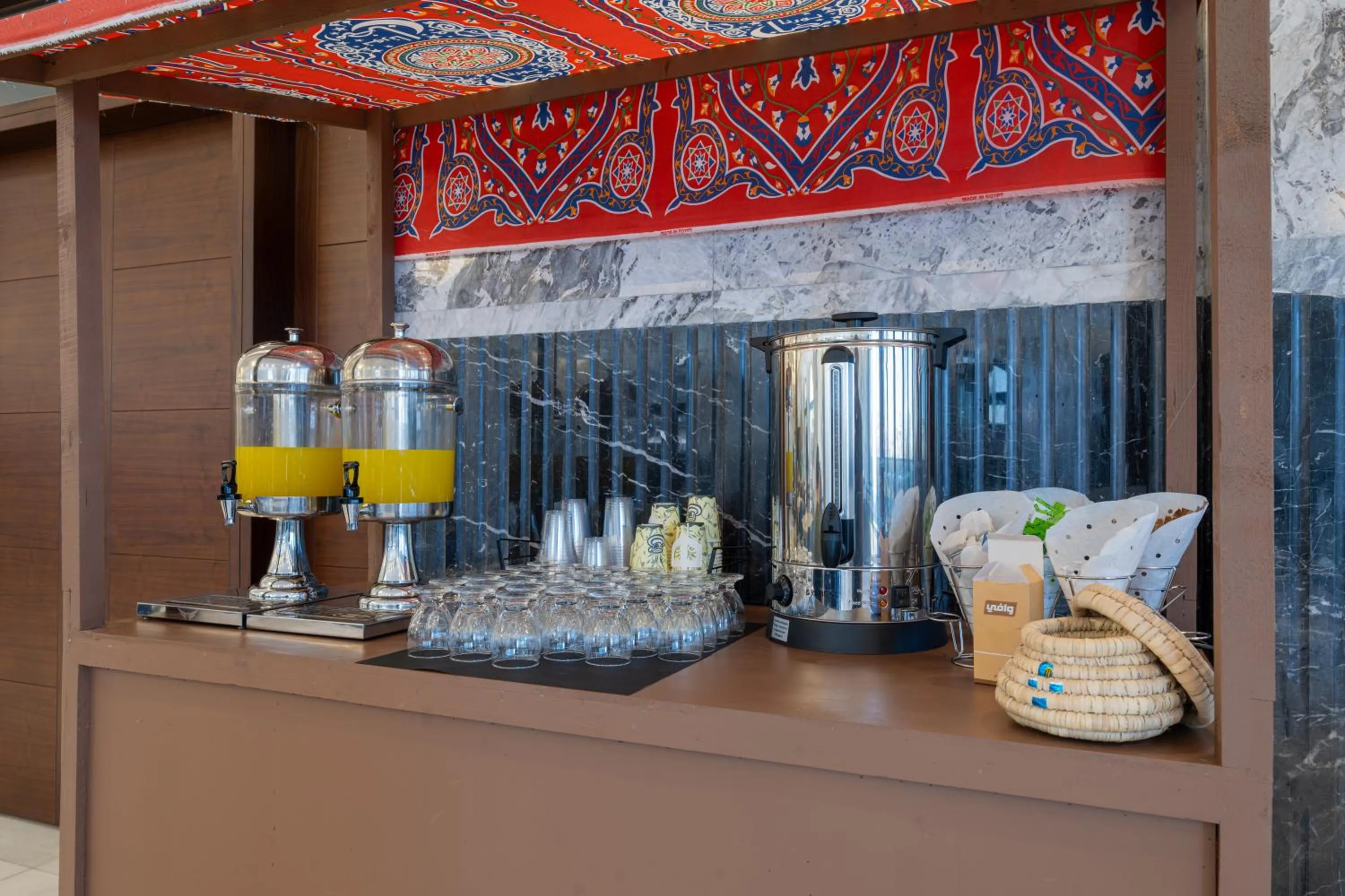 Food and drinks in Sunday Jeddah Hotel