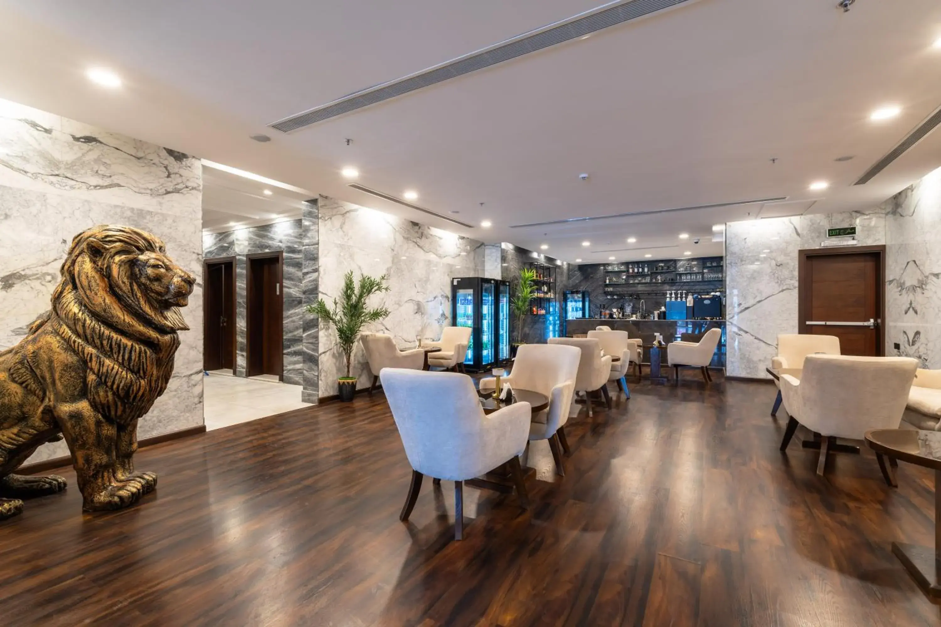 Restaurant/places to eat in Sunday Jeddah Hotel Restaurant/places to eat in Sunday Jeddah Hotel