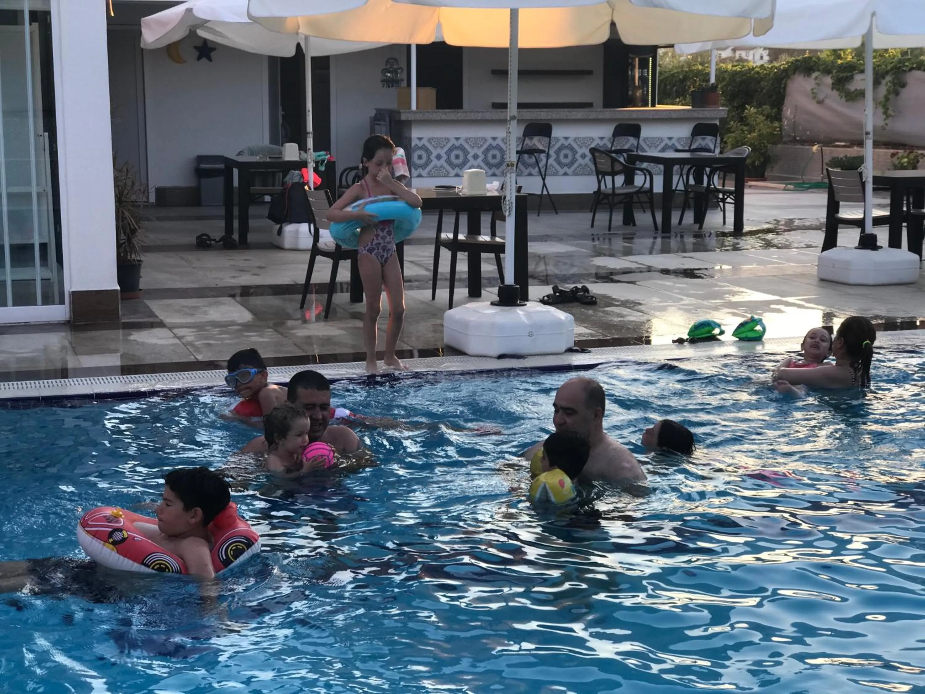 Day in Oyster Boutique Hotel