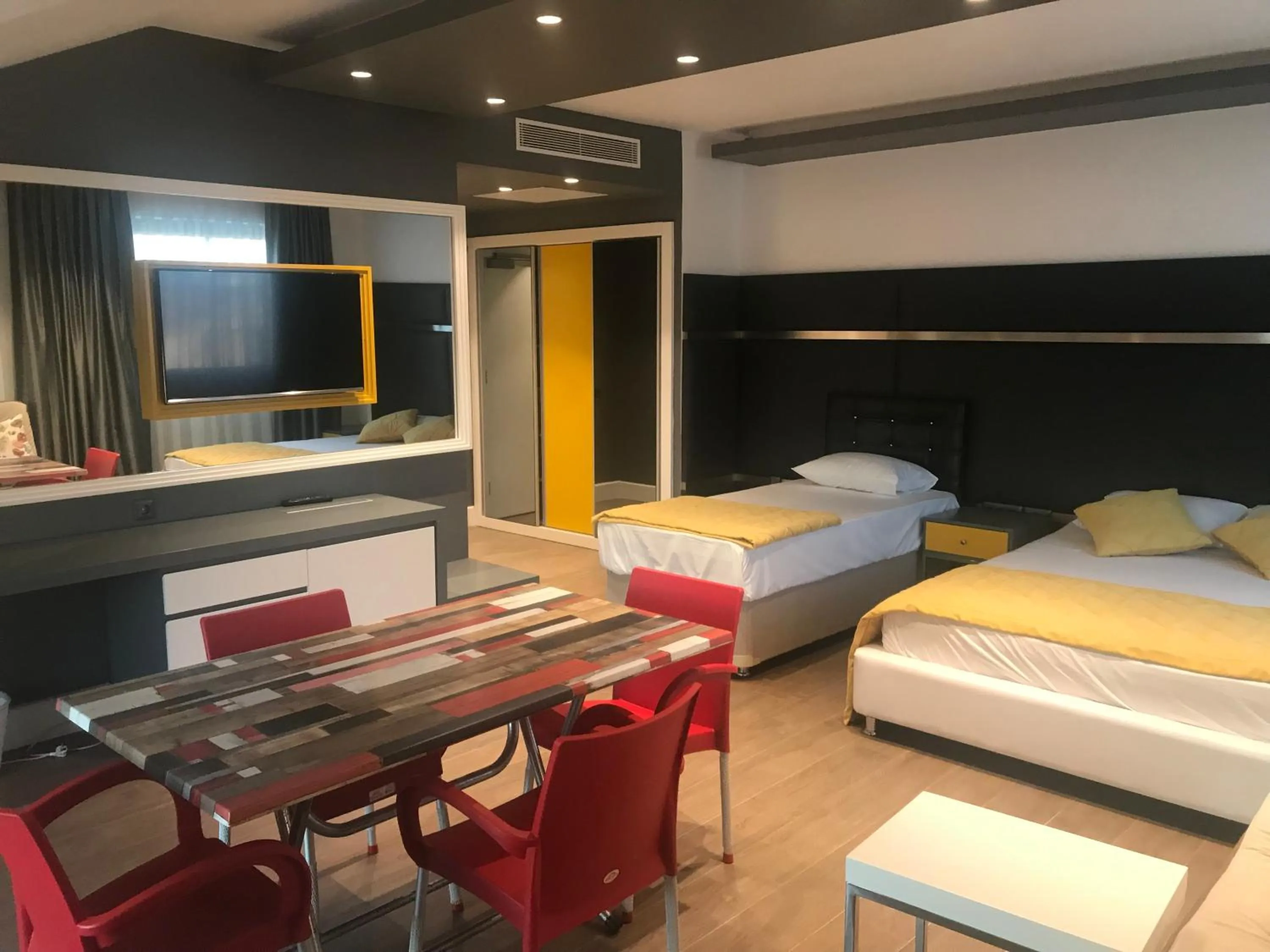 Bed in Oyster Boutique Hotel