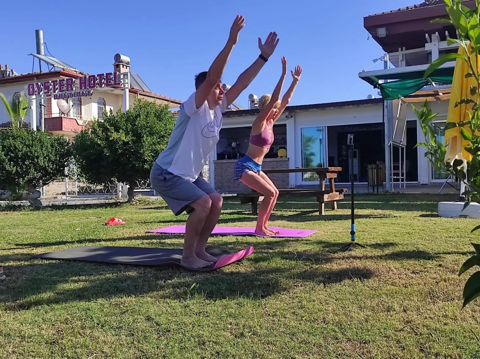 Restaurant/places to eat in Oyster Boutique Hotel