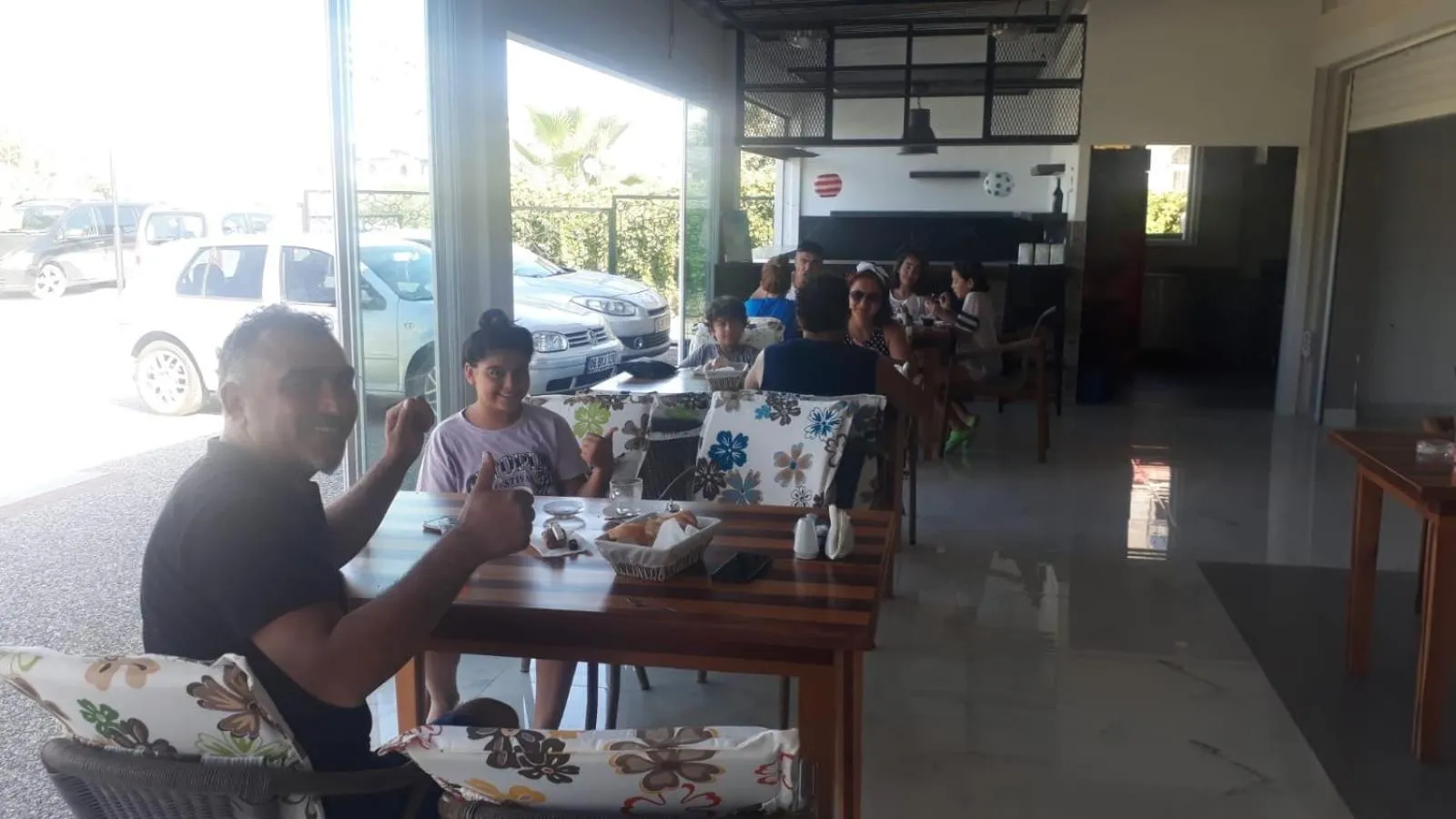 Restaurant/places to eat in Oyster Boutique Hotel