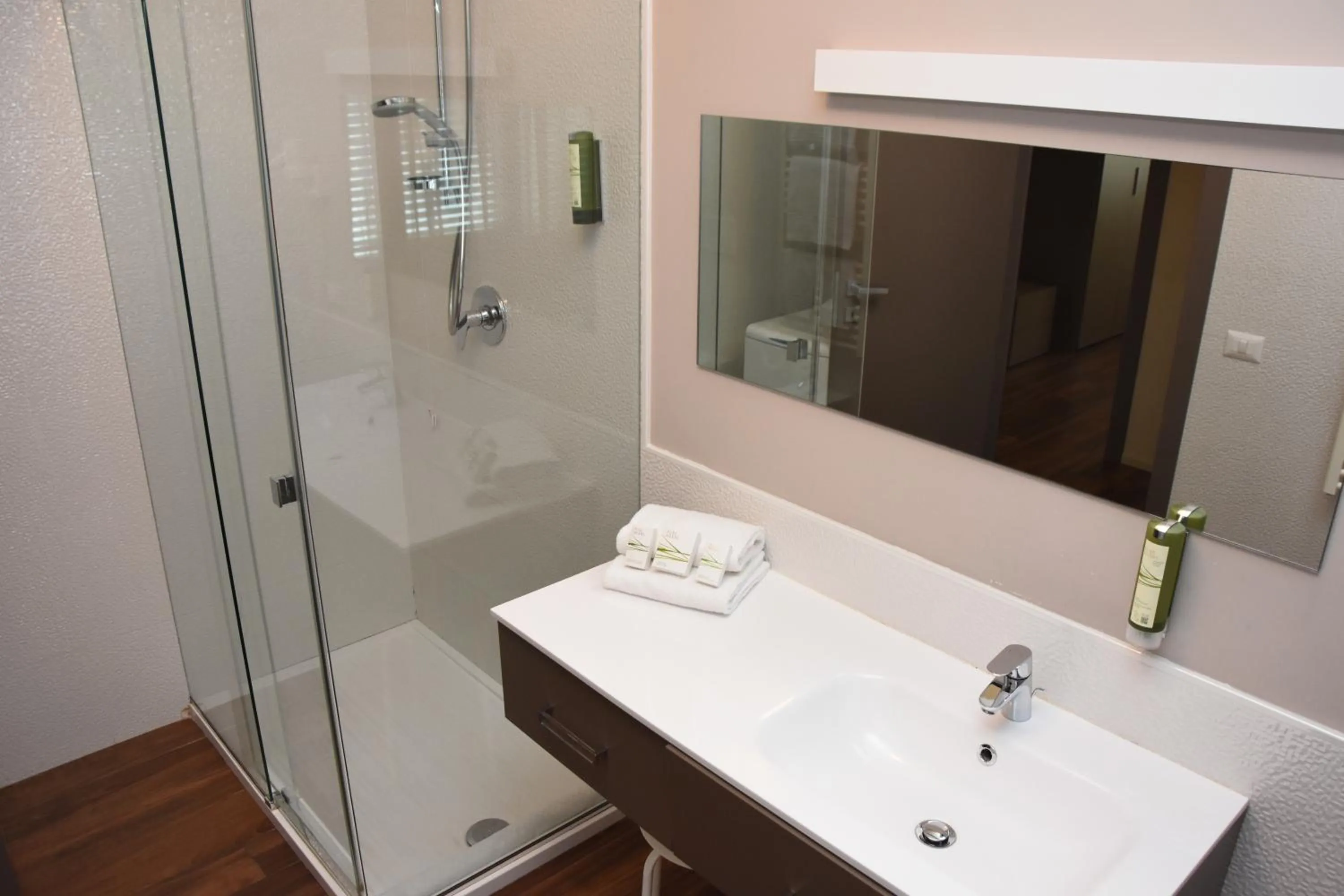 Shower in Residence Nazionale Matera