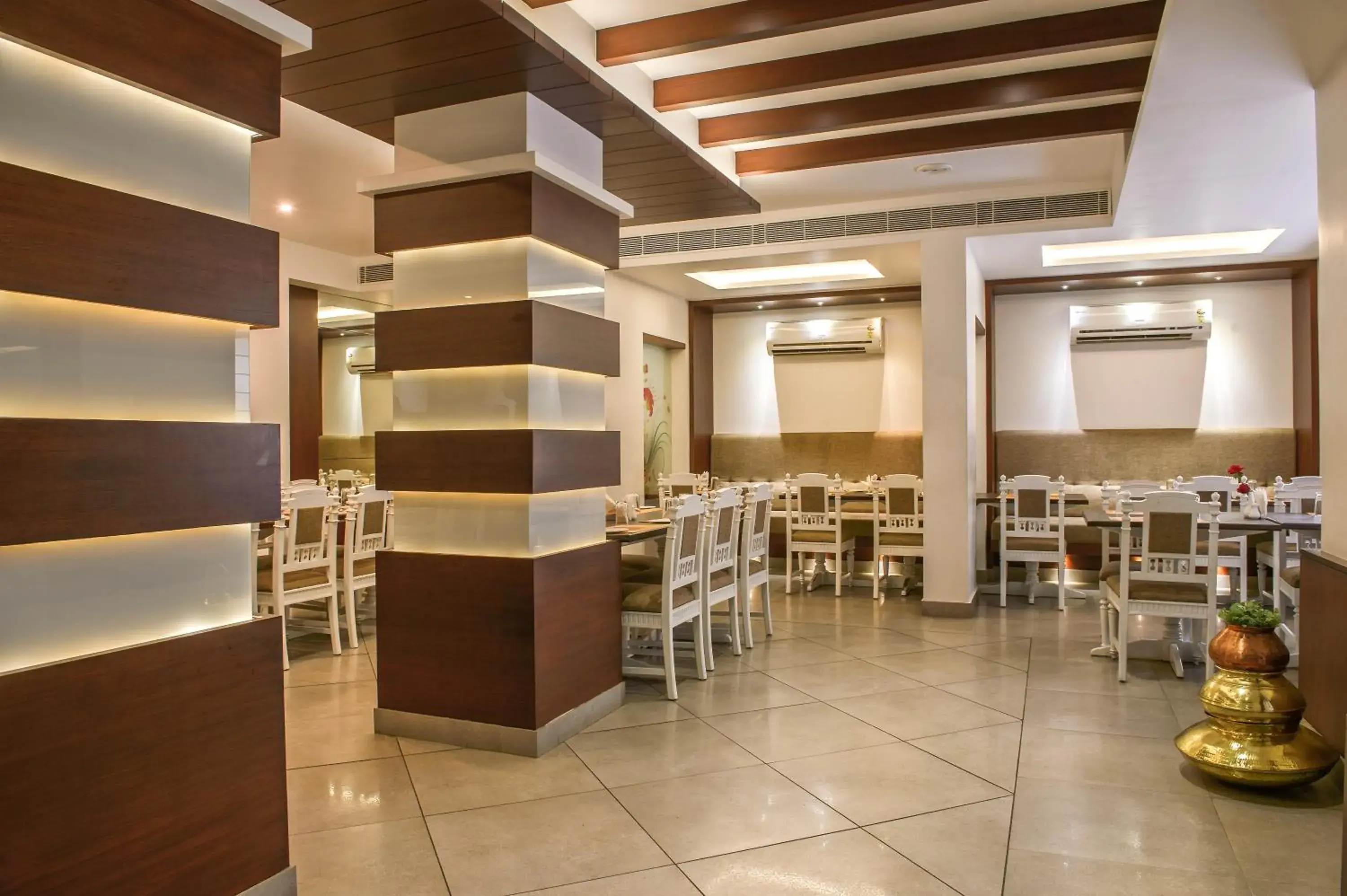 Restaurant/places to eat in Bhasuri Inn Guruvayoor Restaurant/places to eat in Bhasuri Inn Guruvayoor