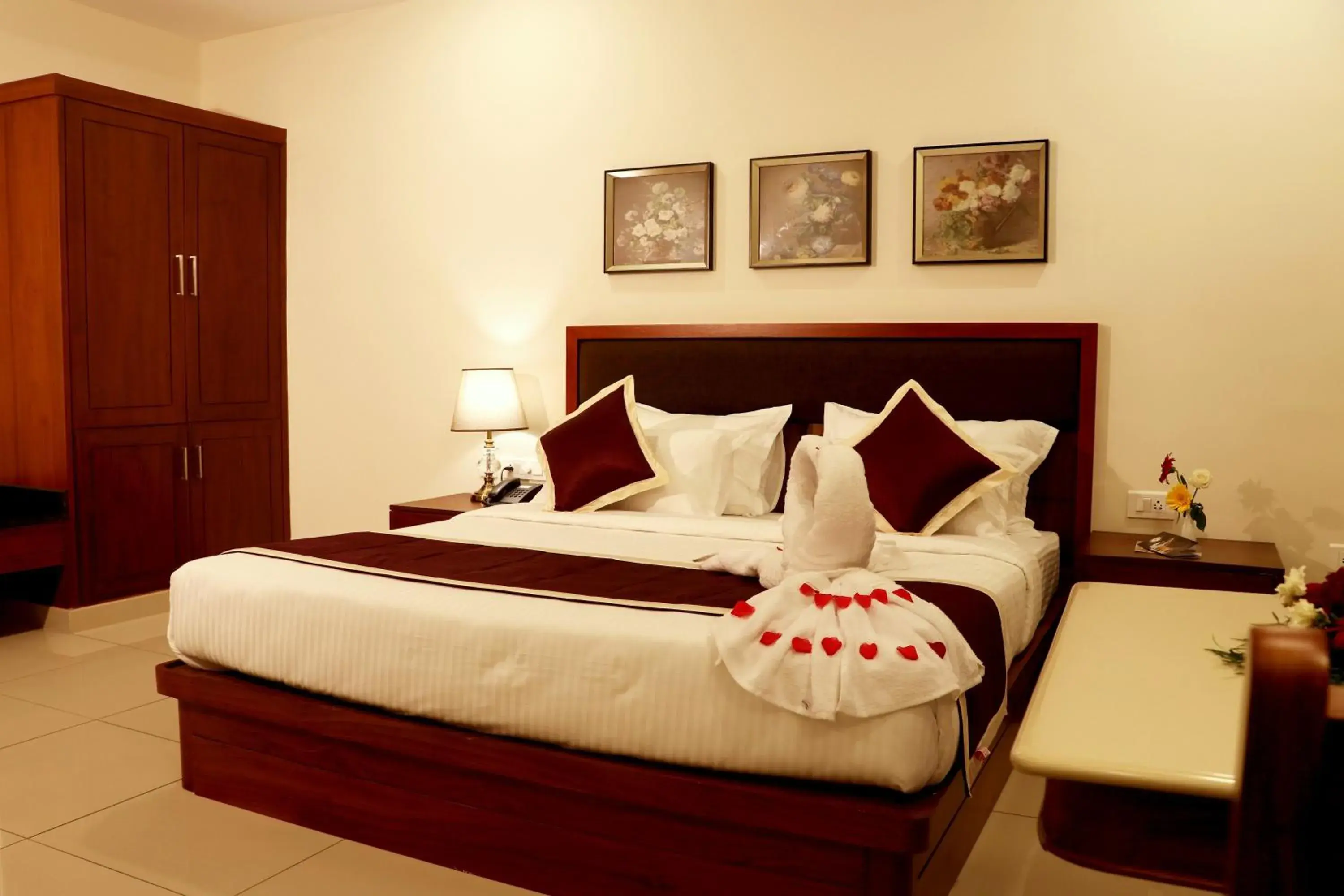 Bed in Bhasuri Inn Guruvayoor Bed in Bhasuri Inn Guruvayoor