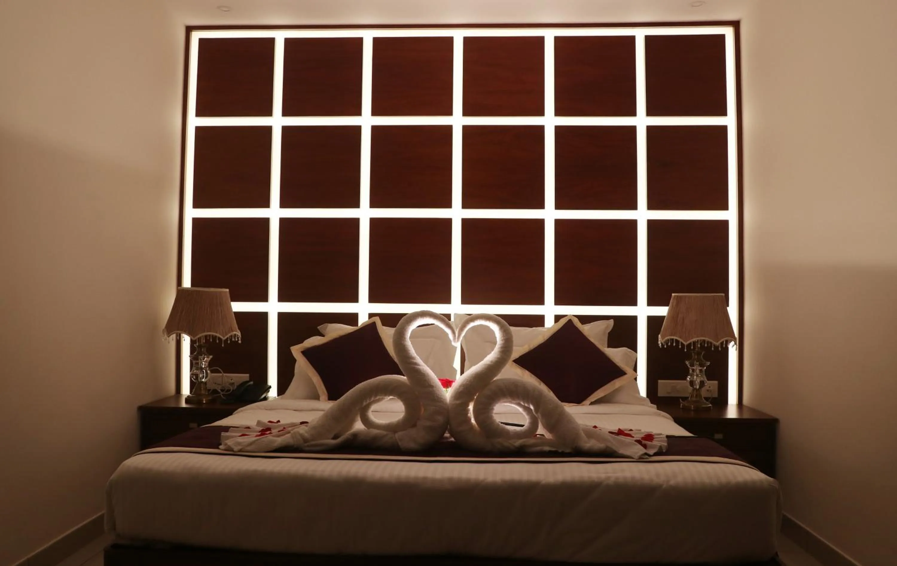 Bedroom, Bed in Bhasuri Inn Guruvayoor