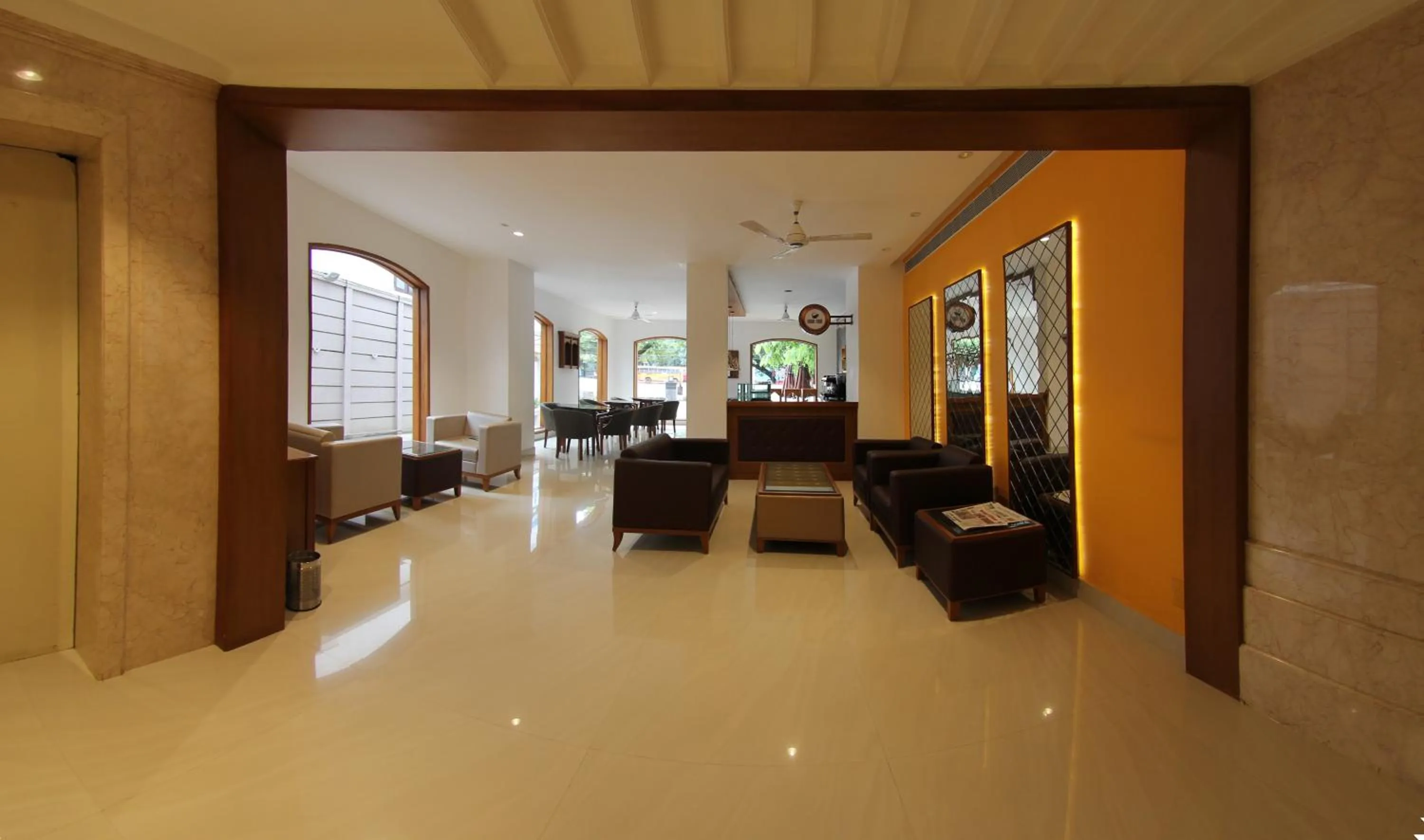 Lobby or reception in Bhasuri Inn Guruvayoor