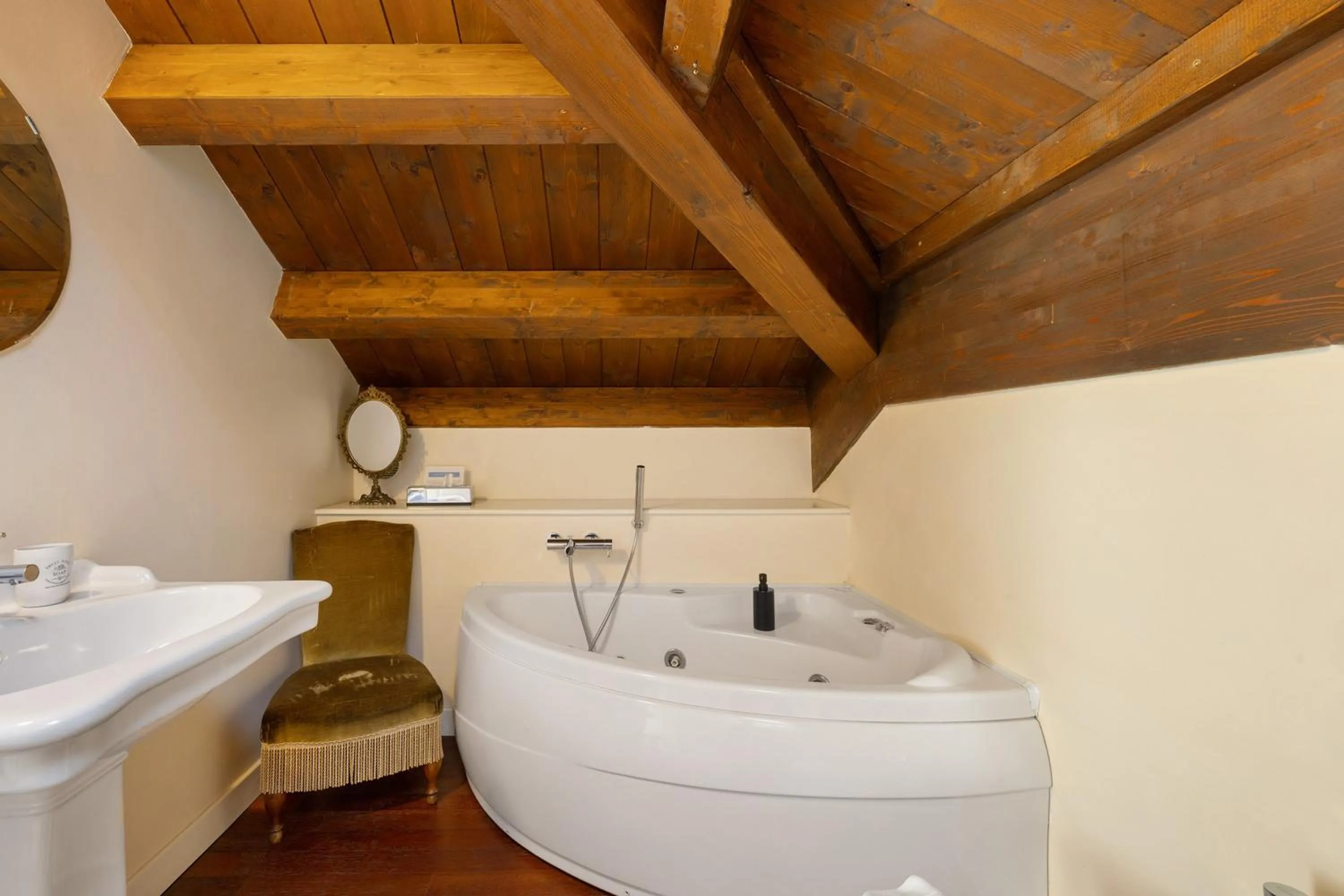Property building in Bb Principessa Di Savoia