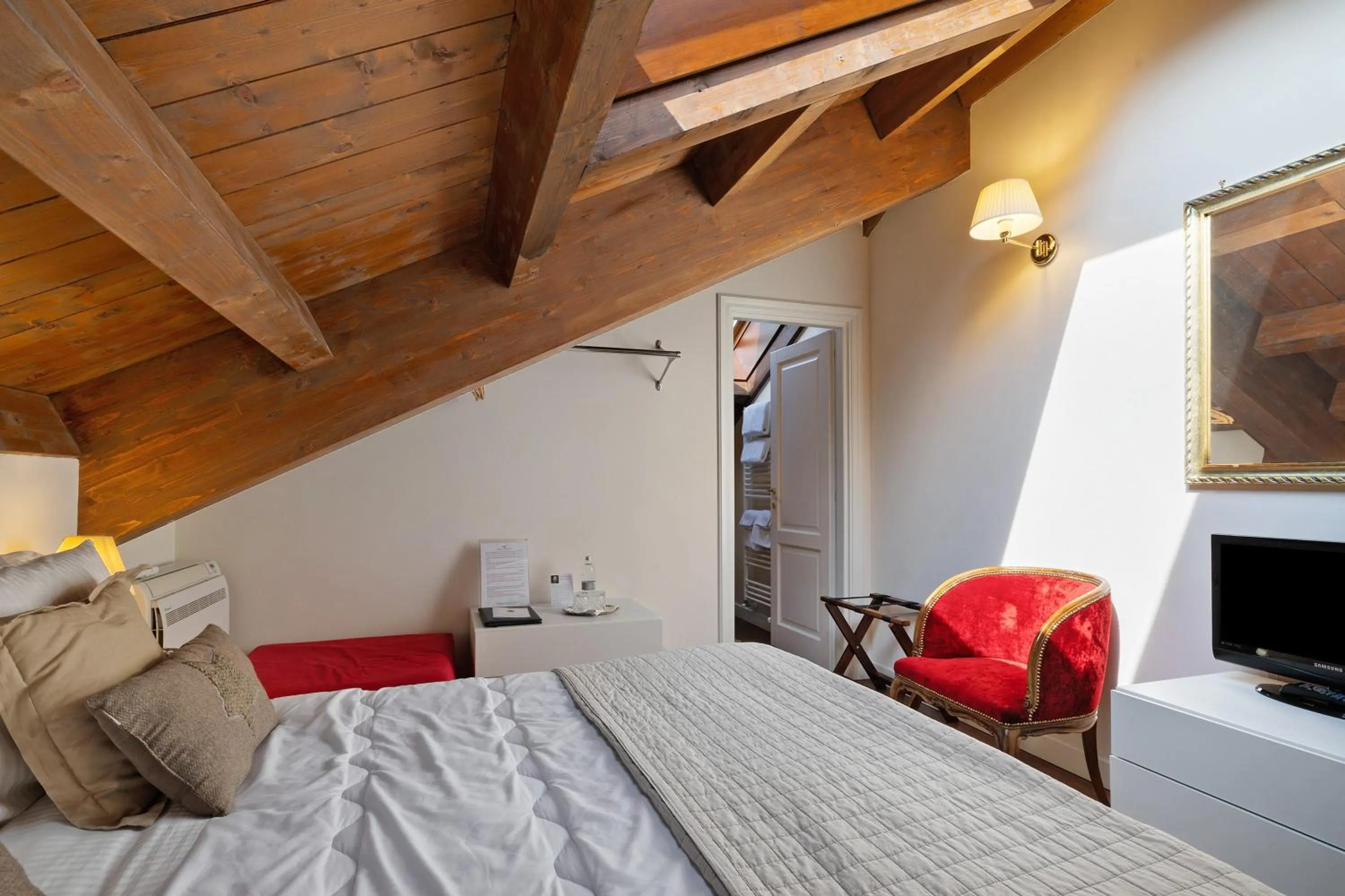 Property building in Bb Principessa Di Savoia