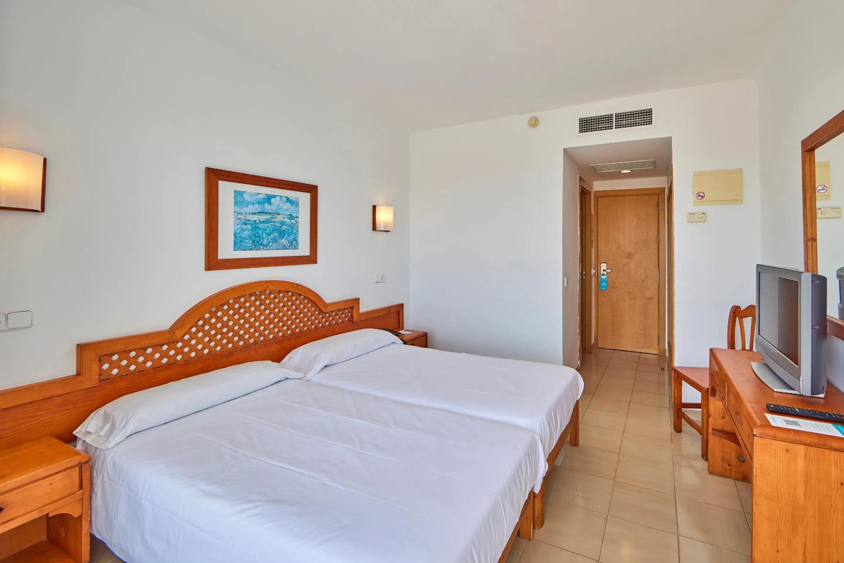 Bed in Ilusion Vista Blava