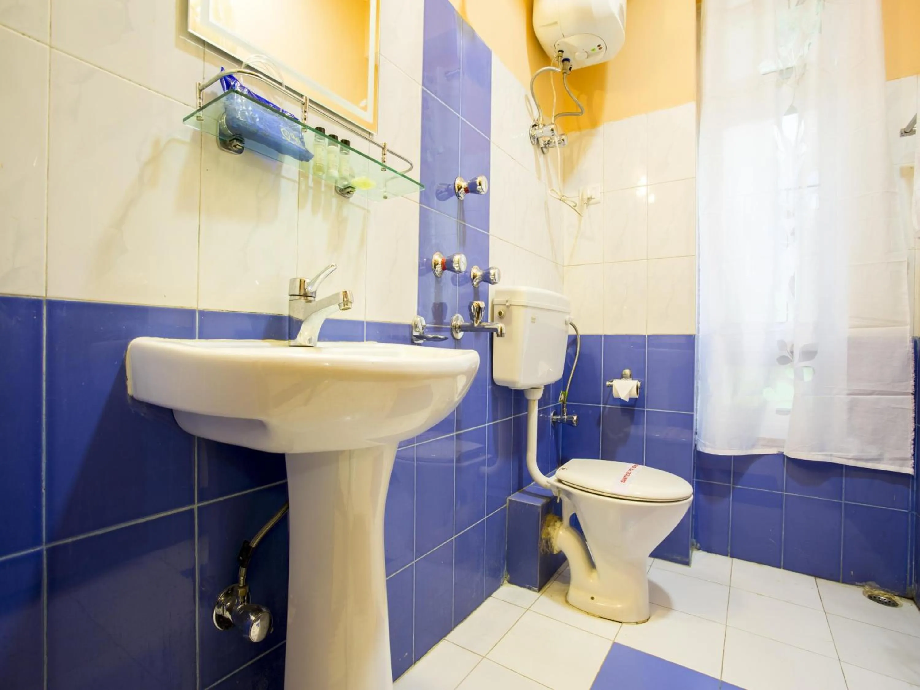 Bathroom in Golden Star Continental & Spa