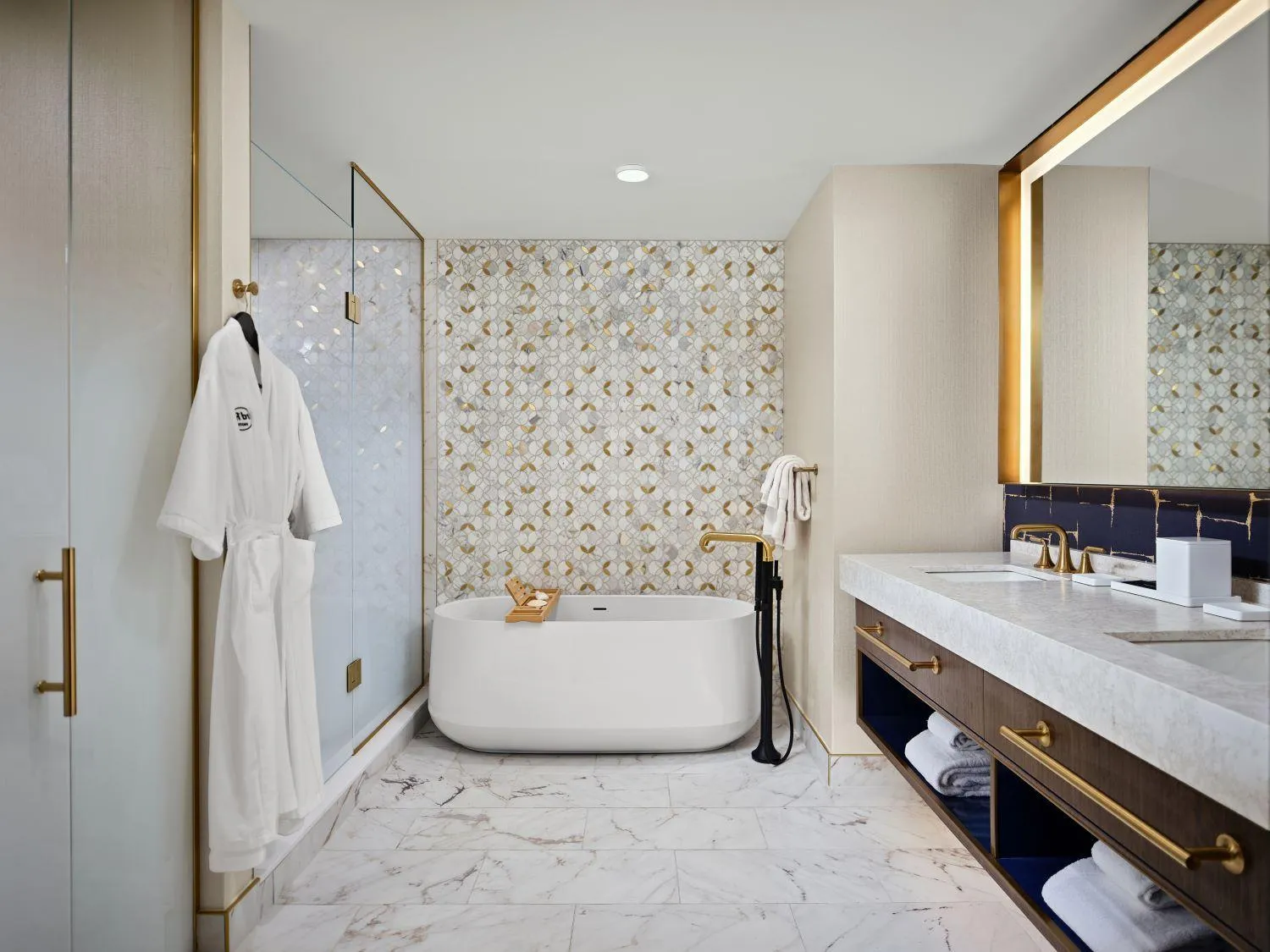 Bathroom, Bed in Hard Rock Hotel & Casino Ottawa
