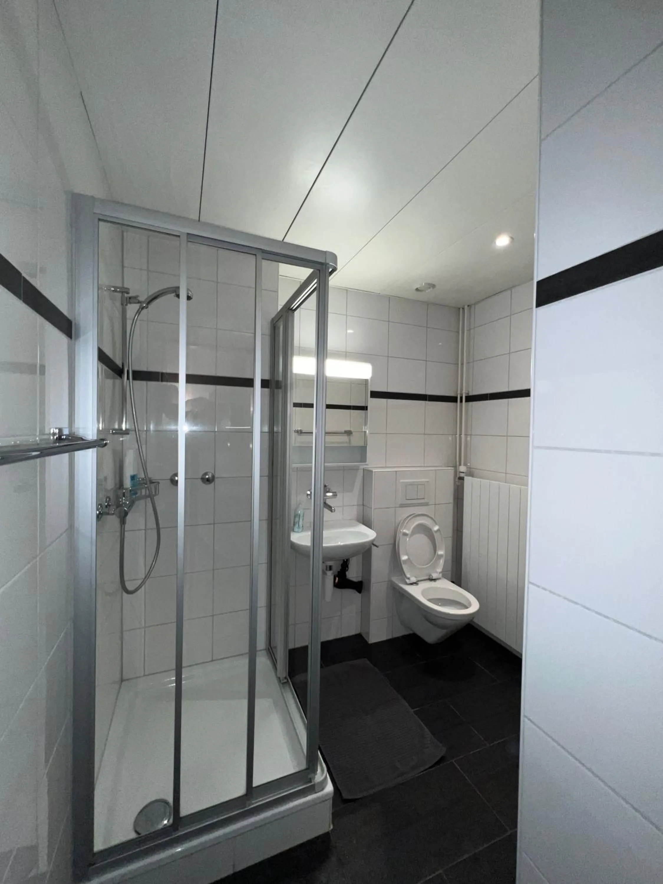 Shower in Seefeld Residenz