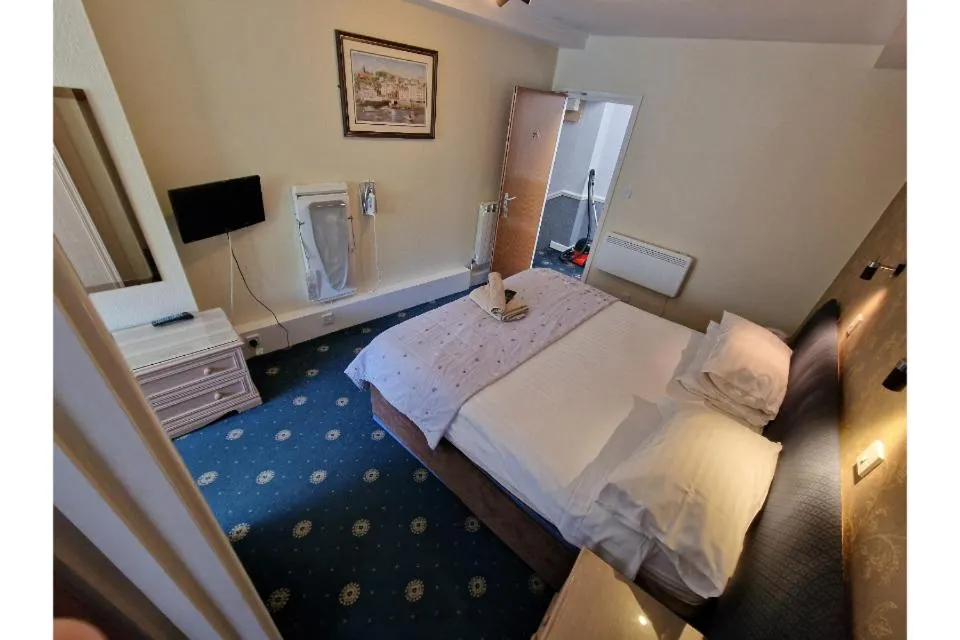 Bed in Grange Lodge Hotel