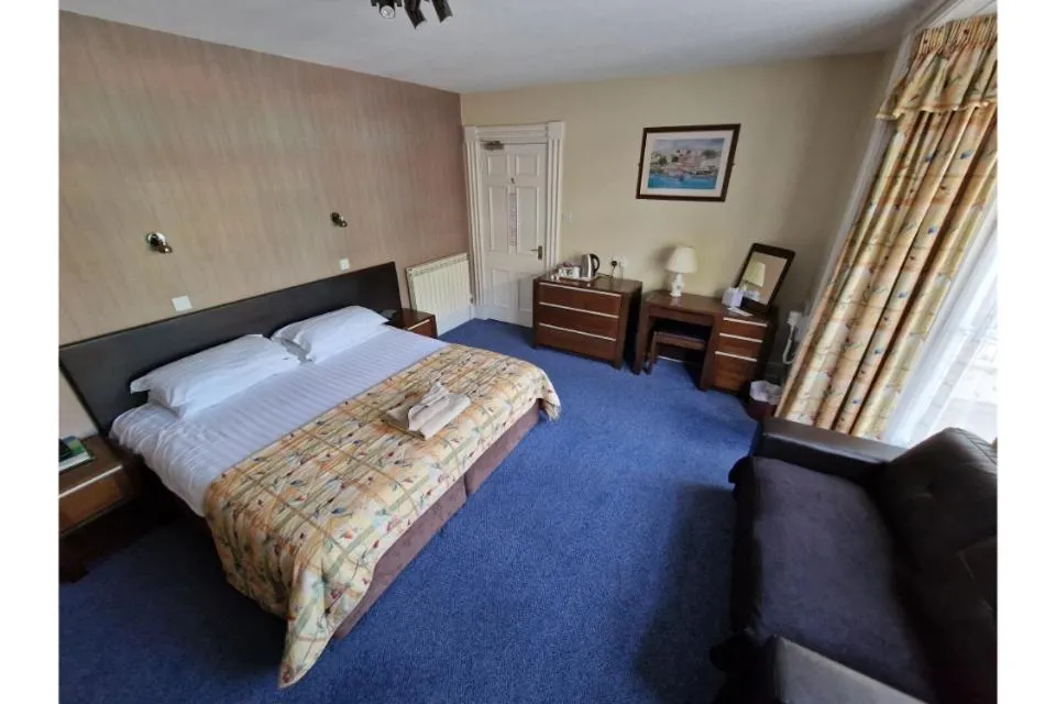 Bed in Grange Lodge Hotel