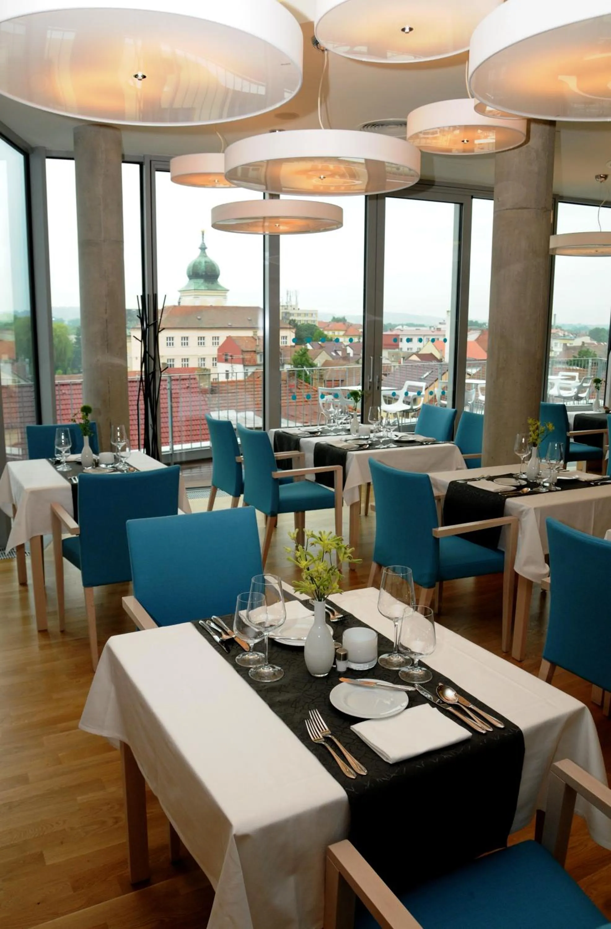 Restaurant/places to eat in Hotel Erwin Junker