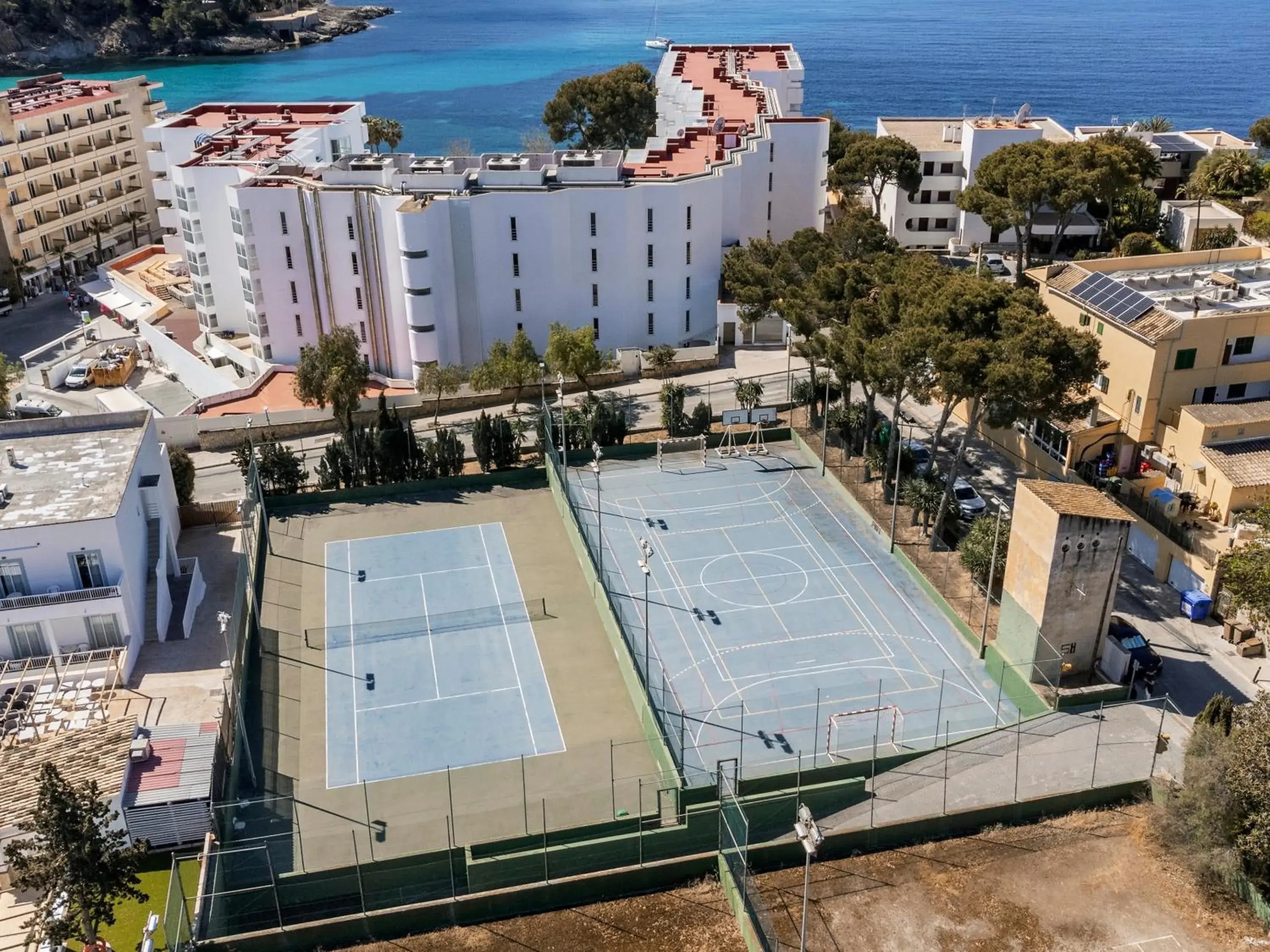 Property building in Alua Gran Camp de Mar Property building in Alua Gran Camp de Mar