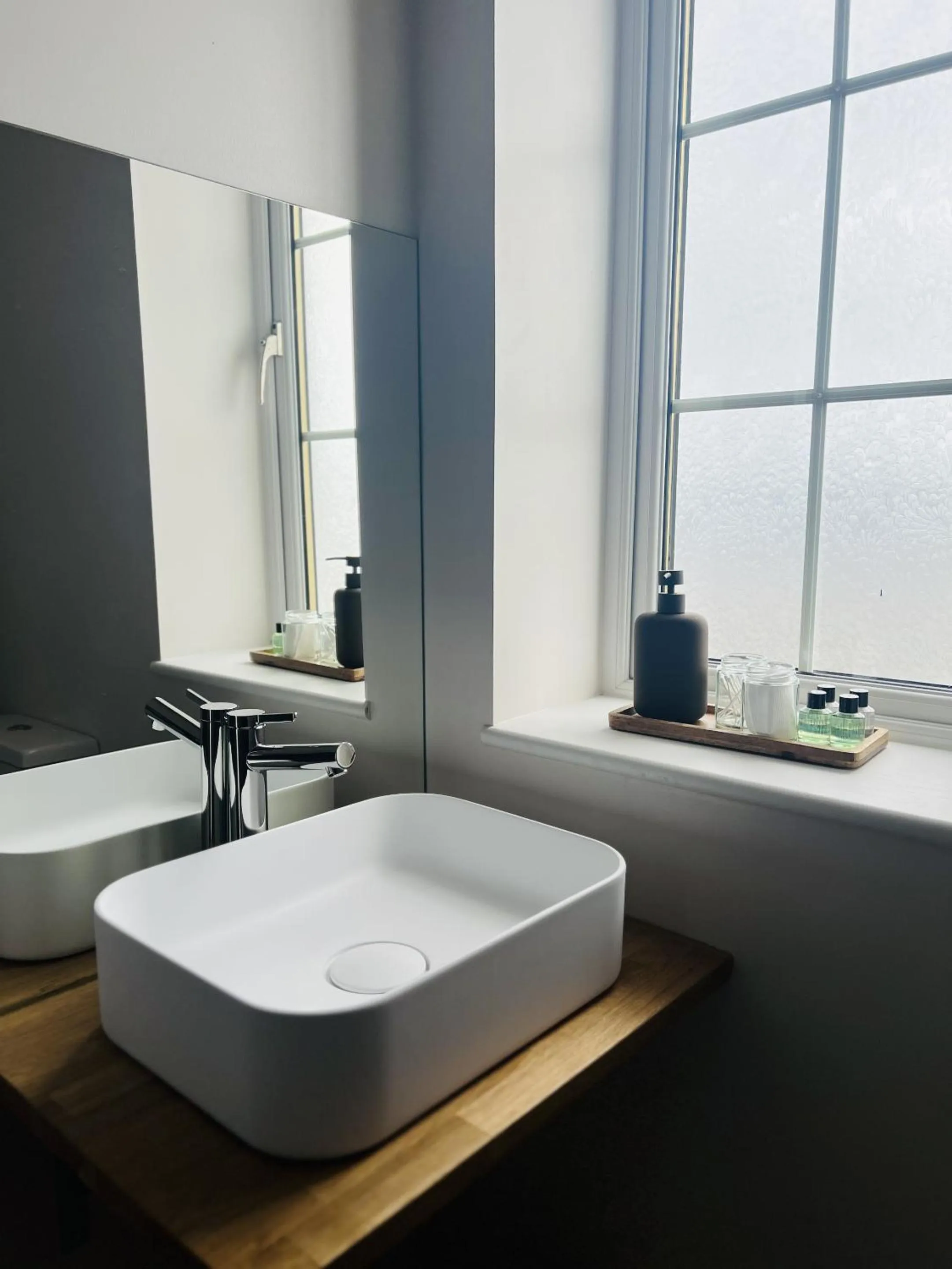 Bedroom in Tuckers Inn