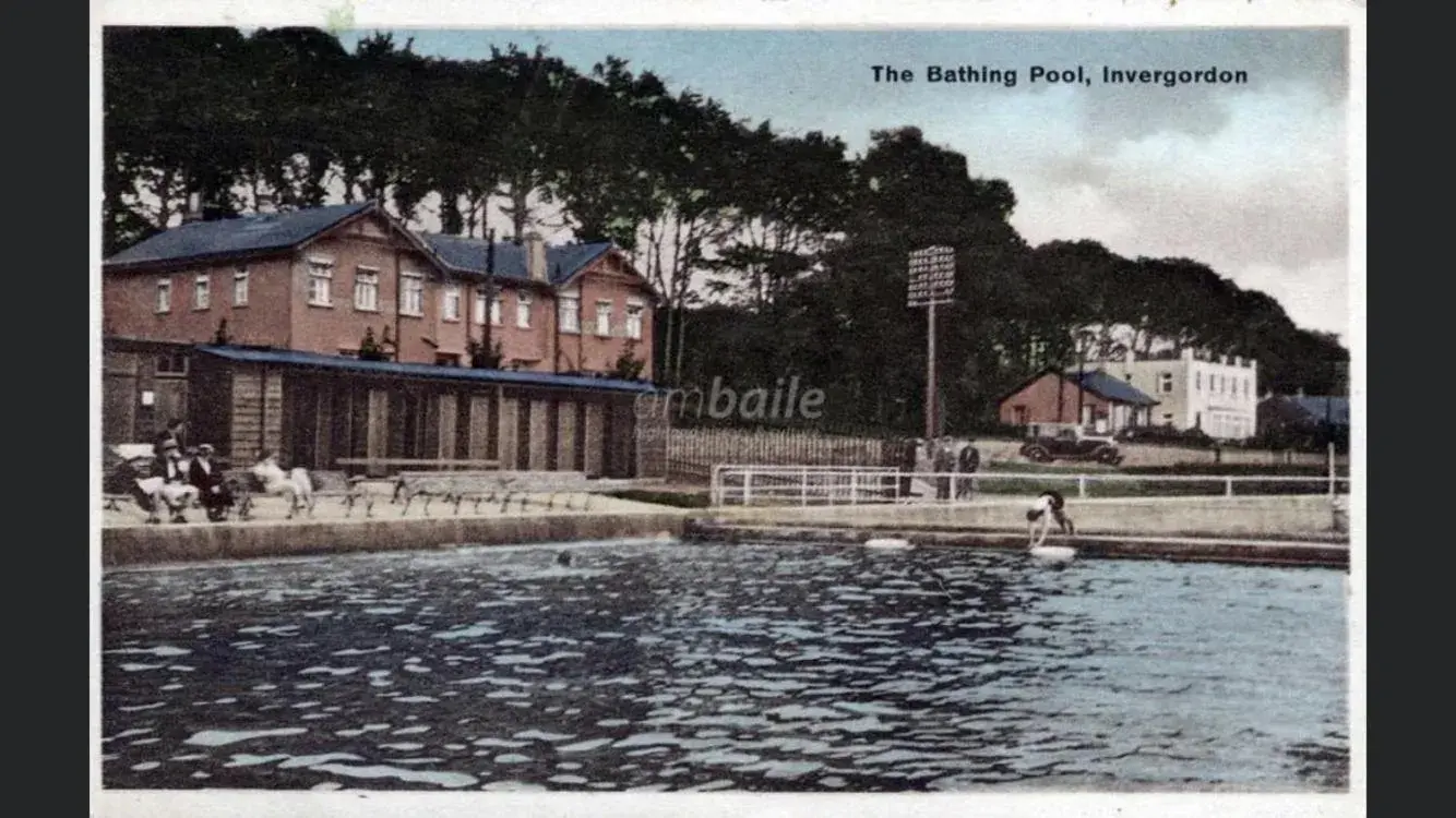 Property building in Tuckers Inn Property building in Tuckers Inn