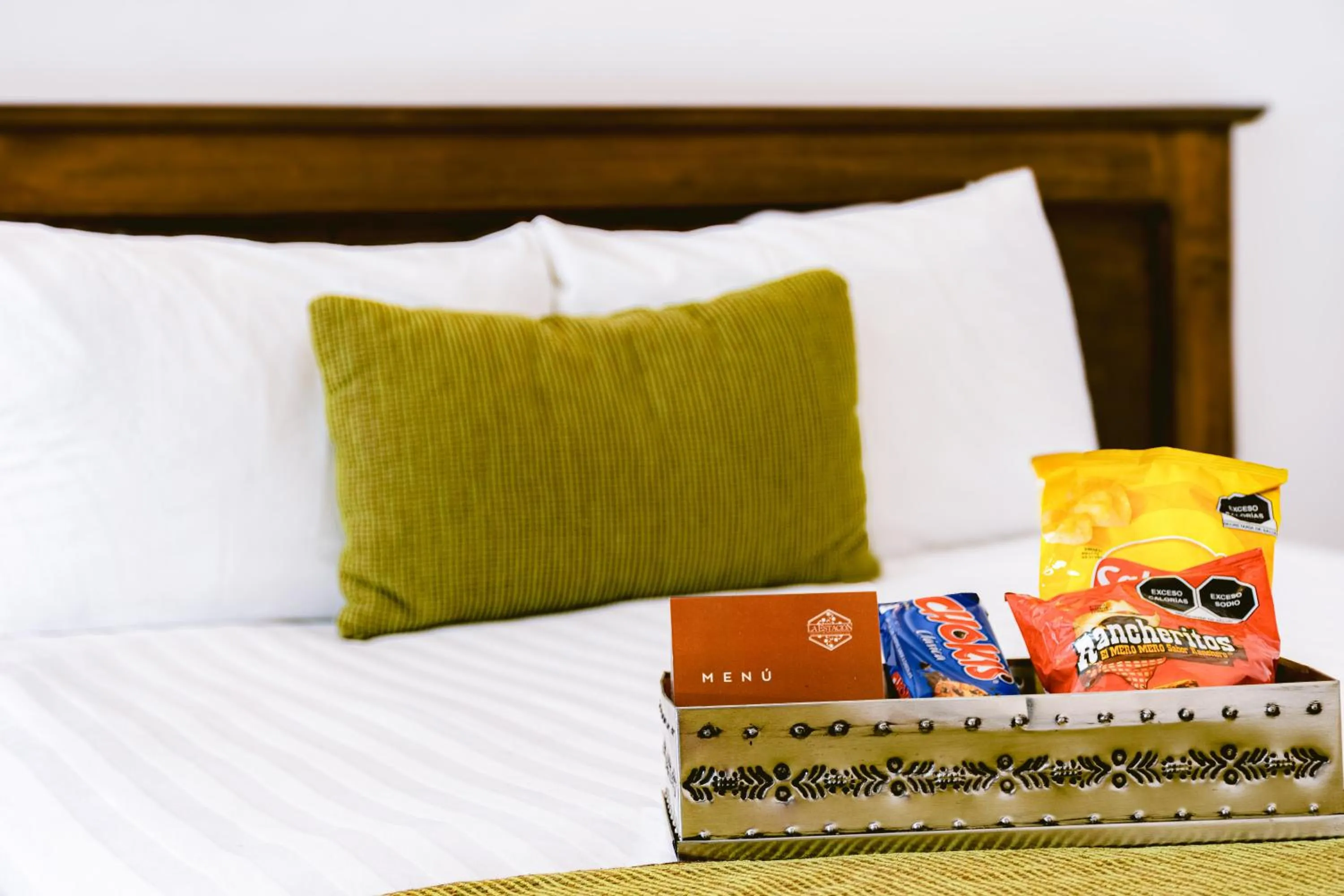 Decorative detail, Bed in Hotel La Estación