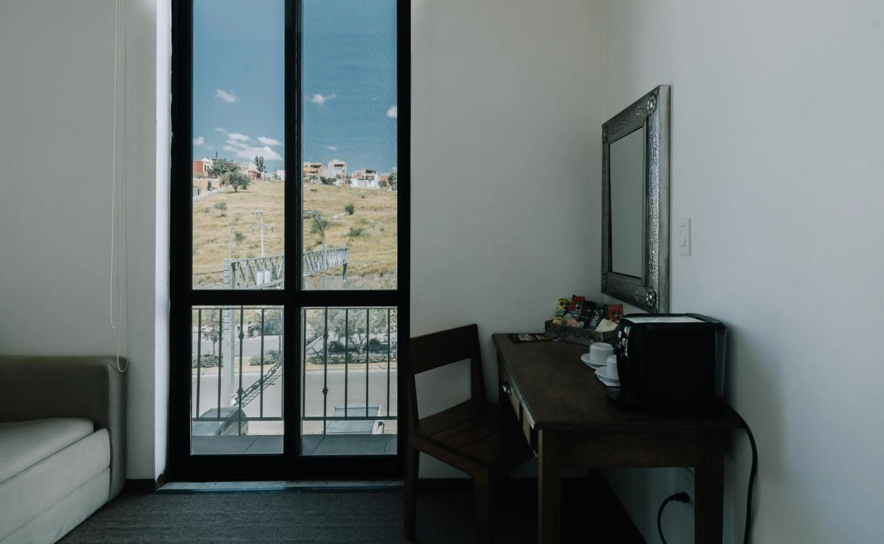 Photo of the whole room in Hotel La Estación