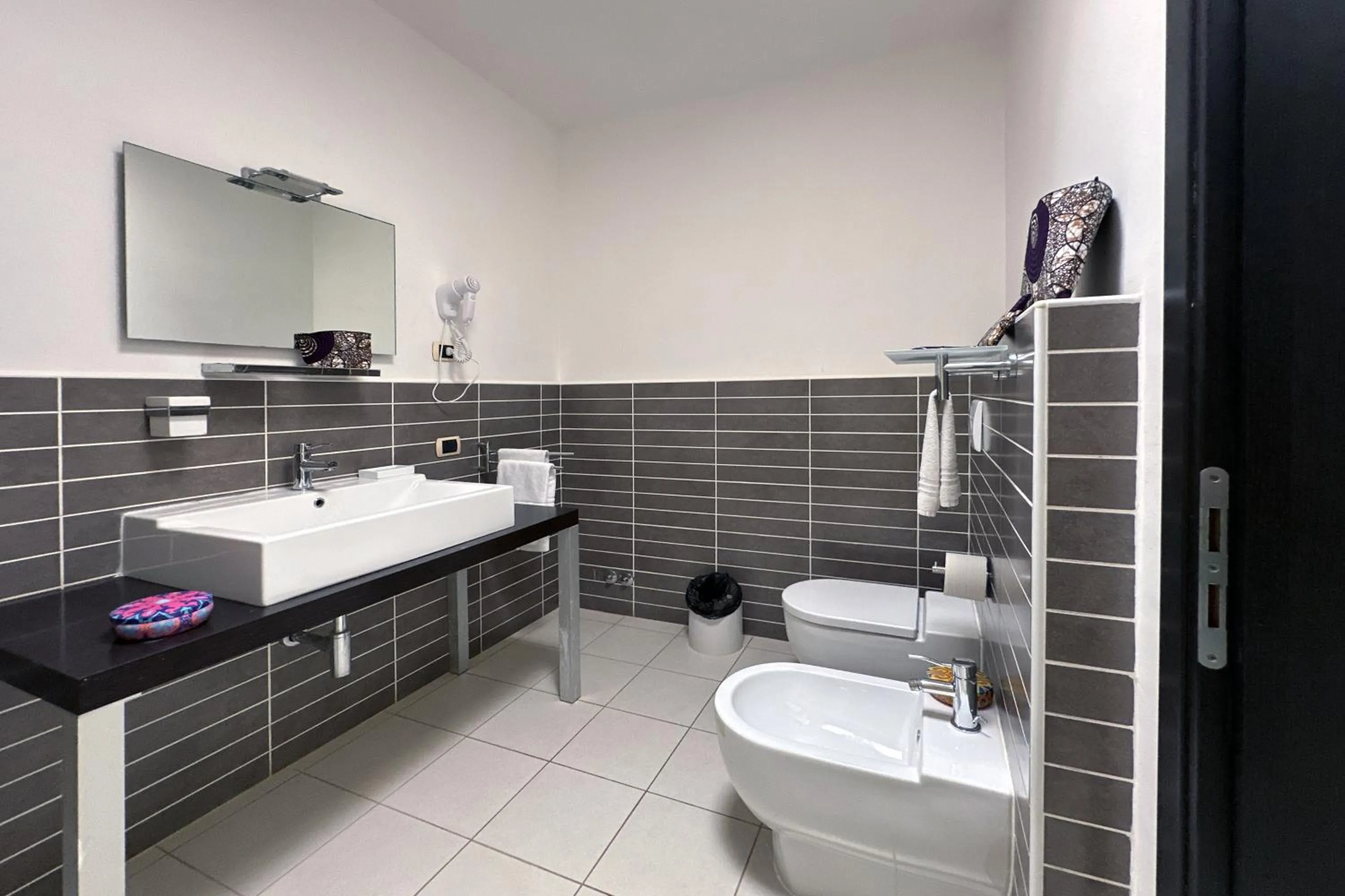 Shower in Aparthotel Por do Sol