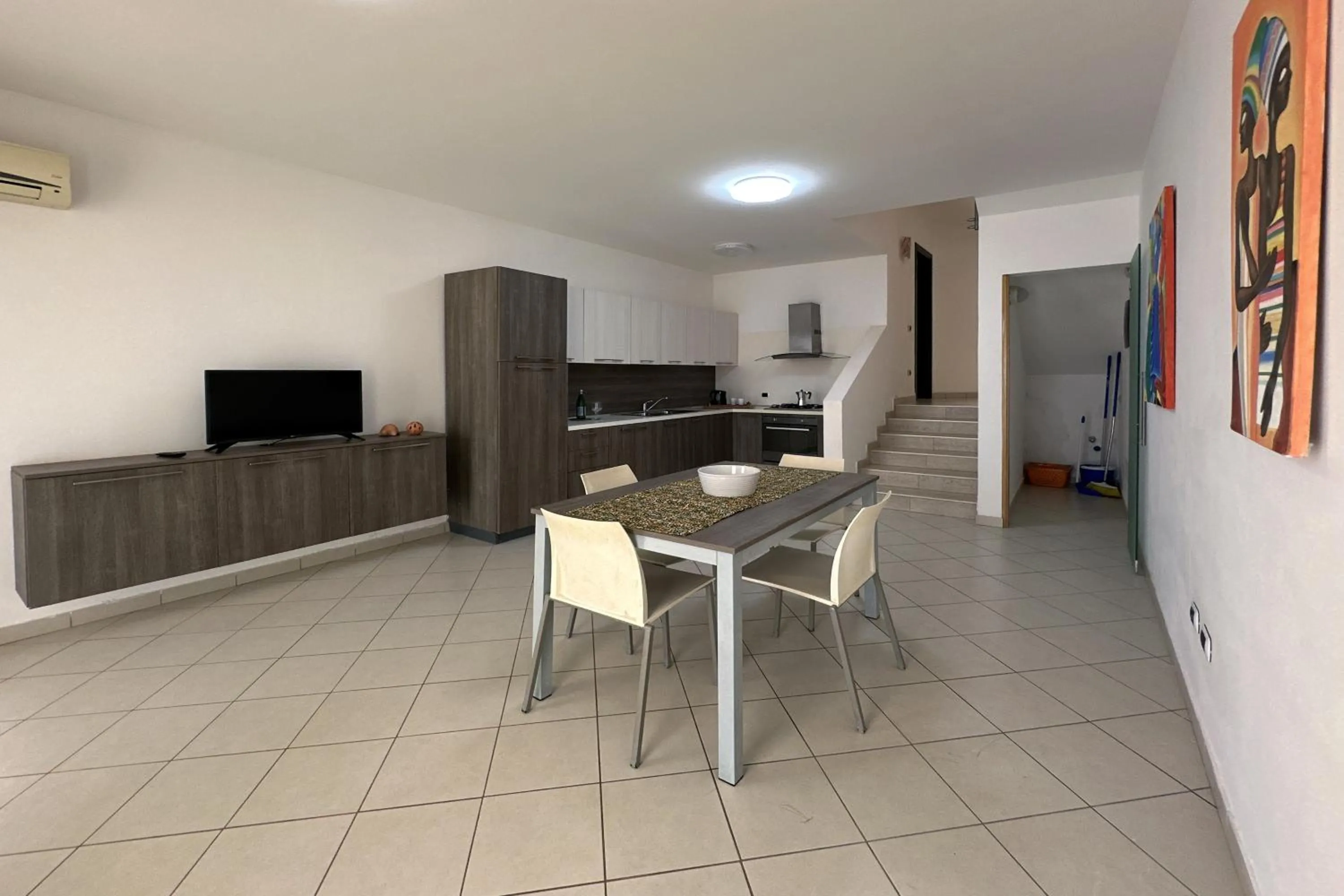 TV and multimedia in Aparthotel Por do Sol