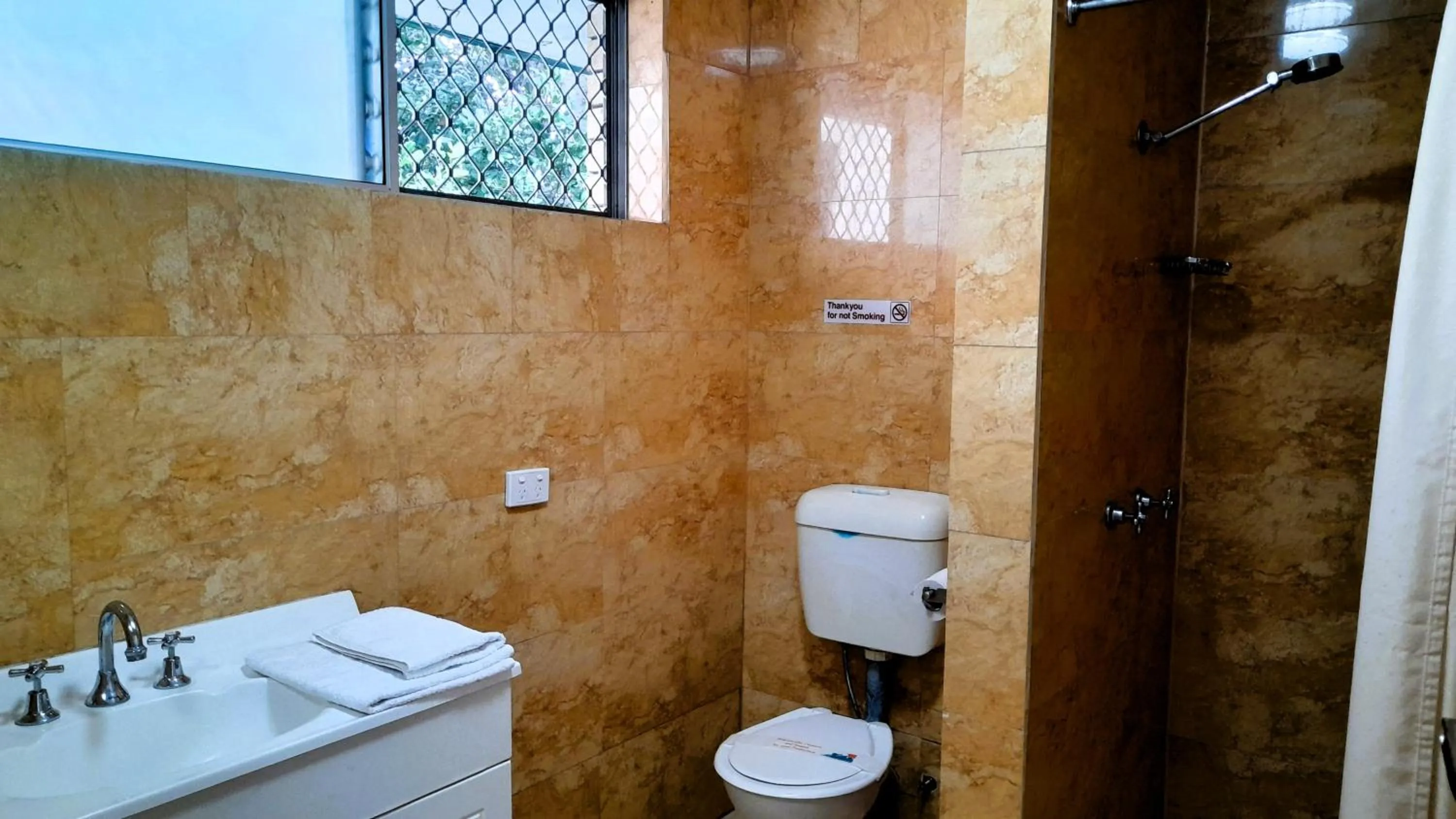 The Queenslander Motel