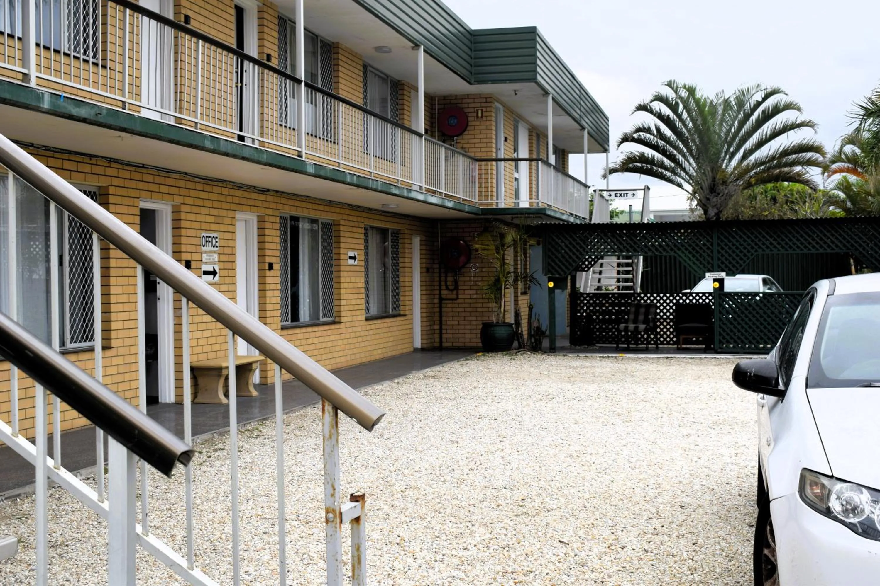 Property building in The Queenslander Motel