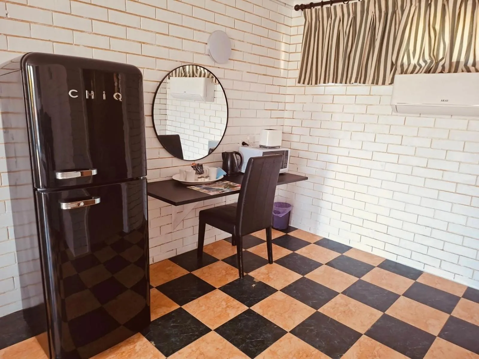 The Queenslander Motel