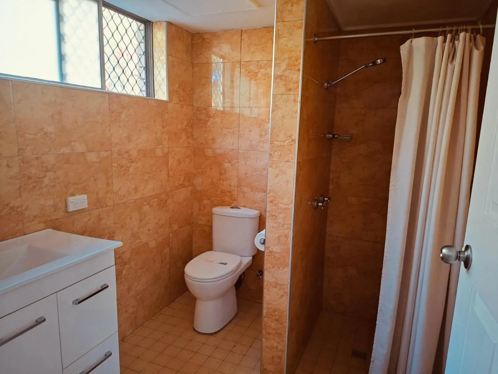 The Queenslander Motel