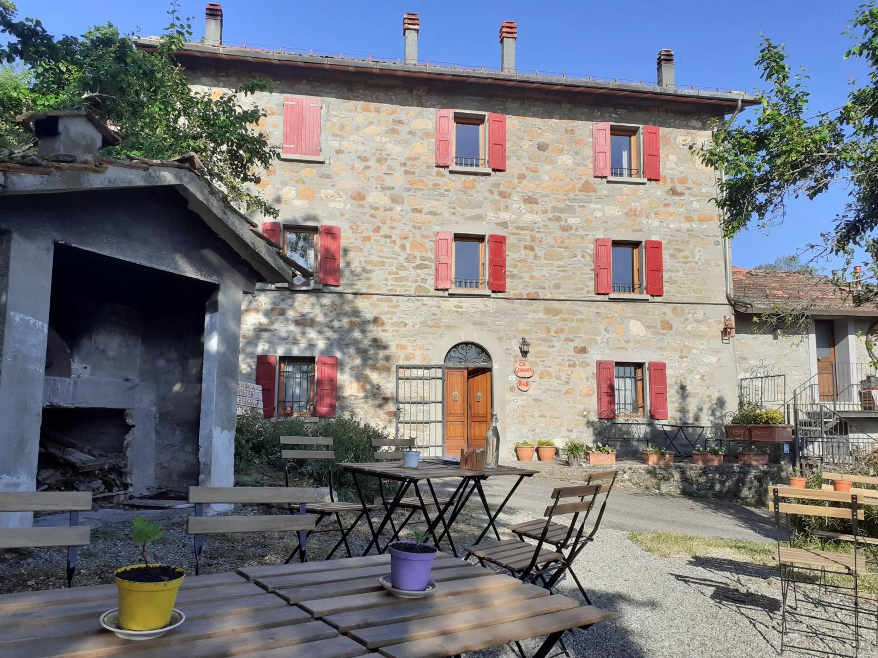 Property building in Cà Gennara Agri B&B