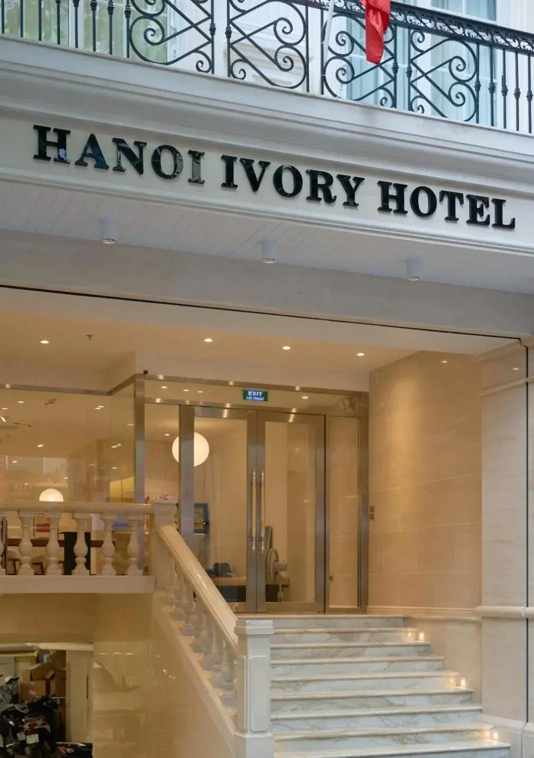Deluxe King Room in Hanoi Ivory Hotel Deluxe King Room in Hanoi Ivory Hotel
